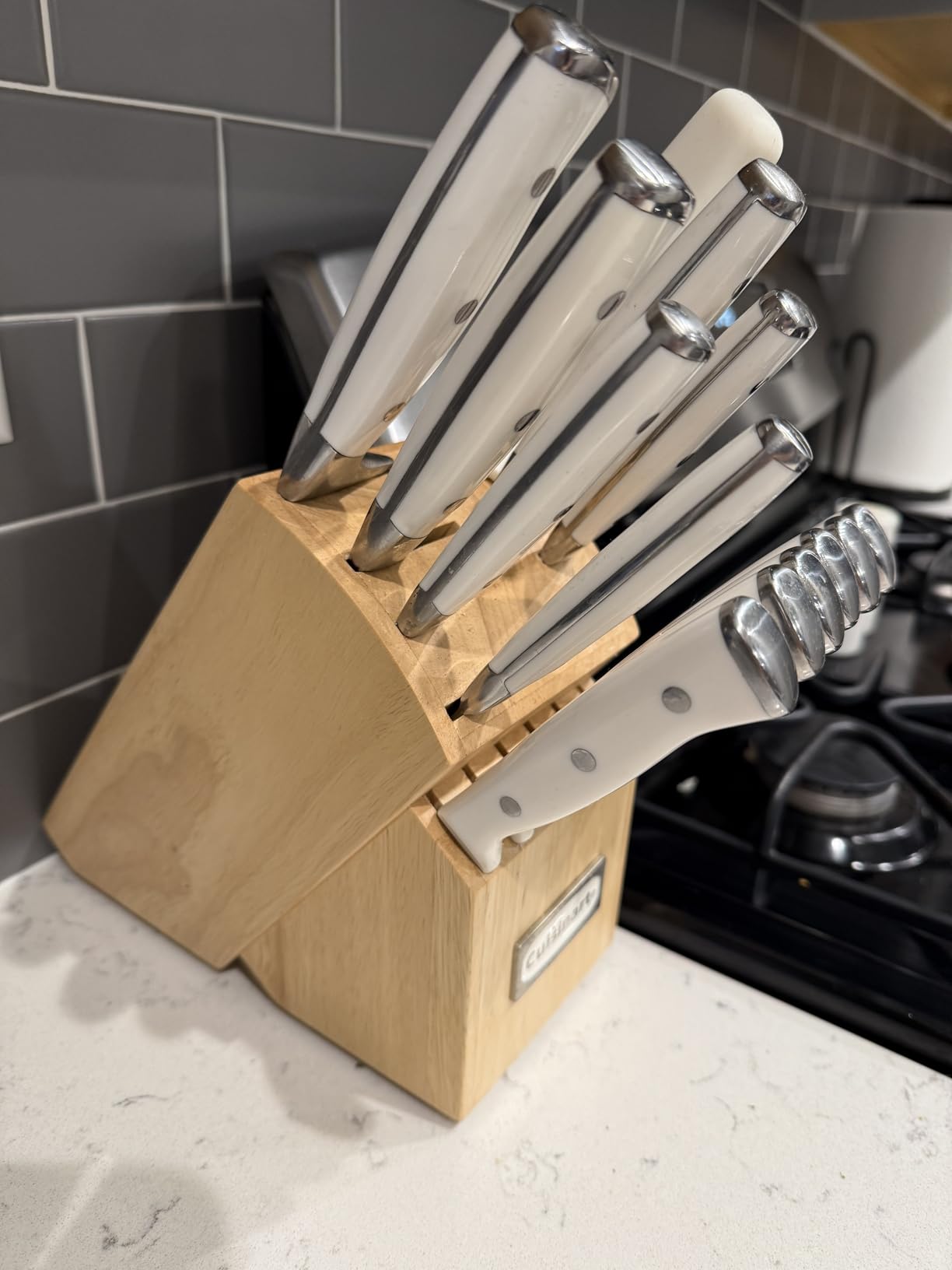 Cuisinart 15-Piece Knife Set with Block, High Carbon Stainless Steel, Forged Triple Rivet, White, C77WTR-15P customer photo 2