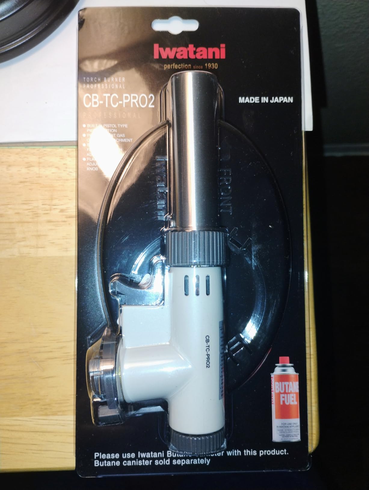 Iwatani PRO2 Culinary Professional Kitchen Butane Torch | Adjustable Flame Shape Strength 2700 F | Sous Vide Crème Brulee Pastries | Anti-flare | Incl. Stabilizing Stand | Butane Fuel Not Included Customer Review Iwatani PRO2 Culinary Professional Kitchen Butane Torch | Adjustable Flame Shape Strength 2700 F | Sous Vide Crème Brulee Pastries | Anti-flare | Incl. Stabilizing Stand | Butane Fuel Not Included - Customer Photo 2