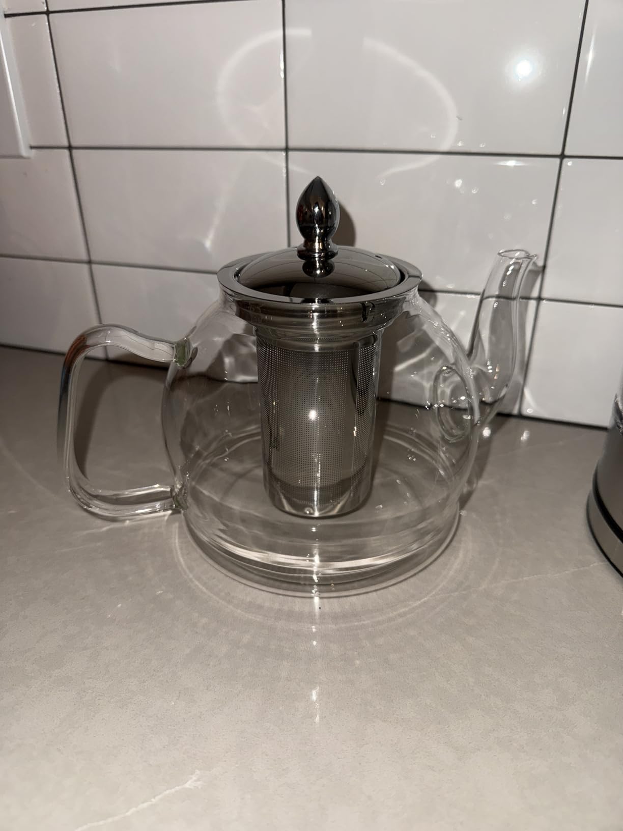 HIWARE 1000ml Glass Teapot with Removable Infuser, Stovetop Safe Tea Kettle, Blooming and Loose Leaf Tea Maker Set Customer Review HIWARE 1000ml Glass Teapot with Removable Infuser, Stovetop Safe Tea Kettle, Blooming and Loose Leaf Tea Maker Set - Customer Photo 1