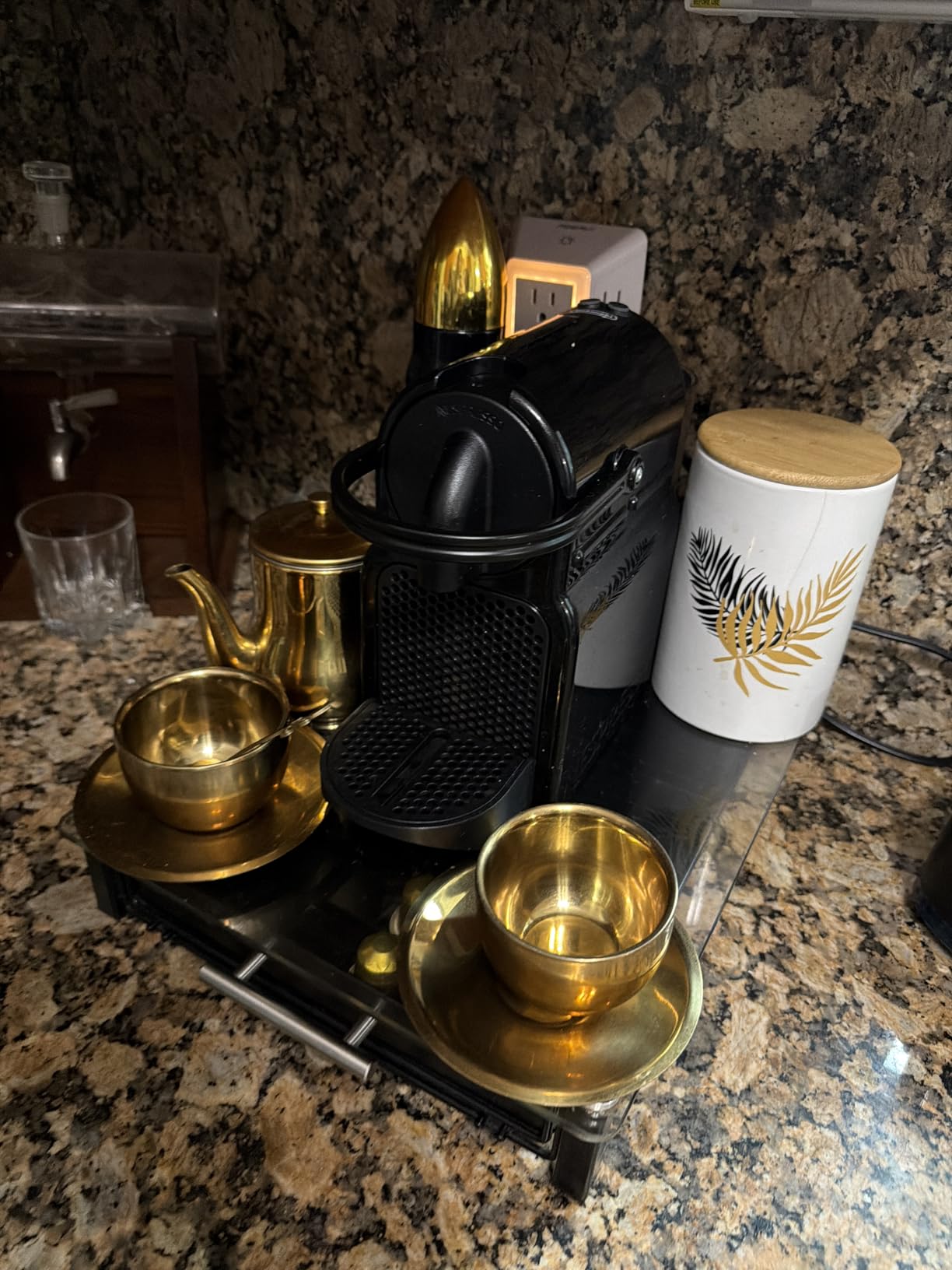Nespresso Inissia Espresso Machine by De'Longhi, 24 oz, Black Customer Review Nespresso Inissia Espresso Machine by De'Longhi, 24 oz, Black - Customer Photo 1
