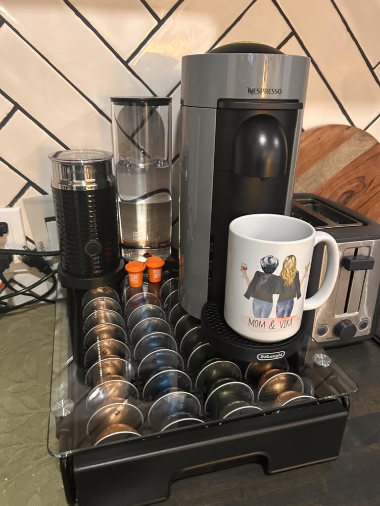 De'Longhi Nespresso Vertuo Plus Coffee and Espresso Maker by De'Longhi, Grey Customer Review Best Coffee Makers Single Serve