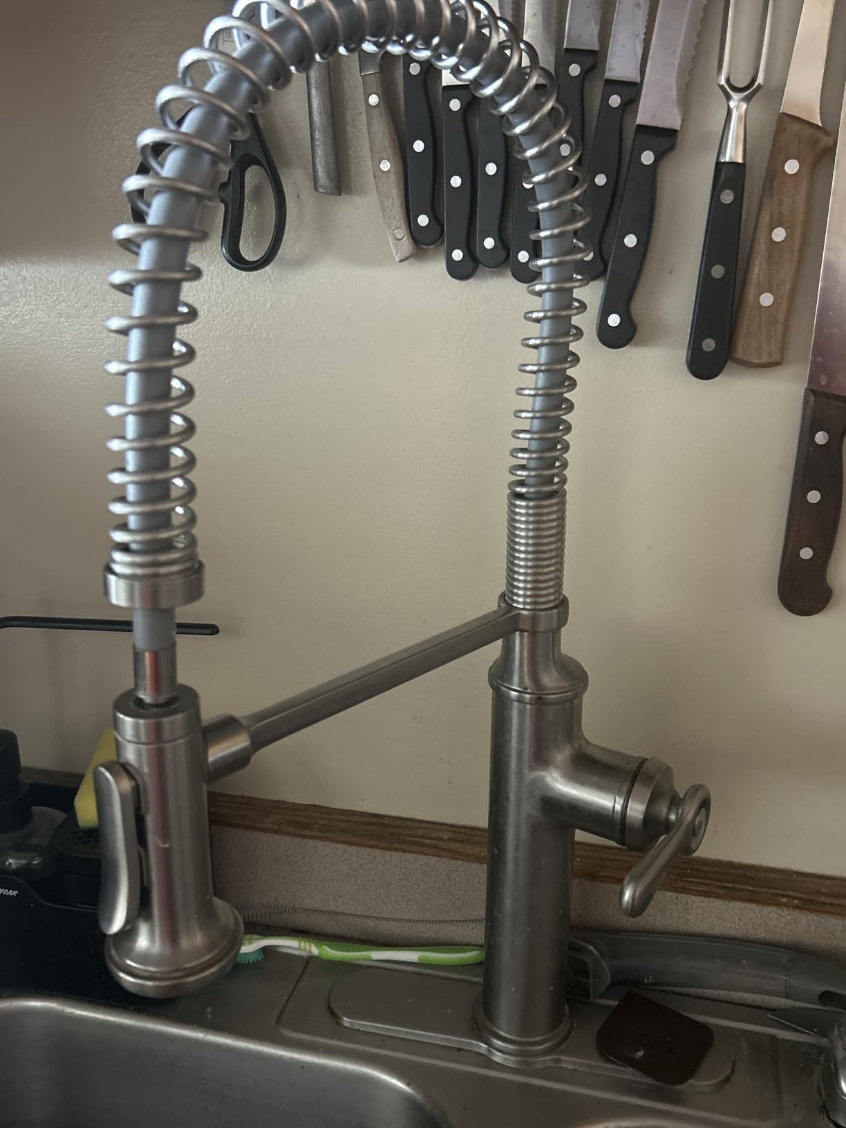 Kohler K-R10651-SD-VS Sous Kitchen Sink Faucet, Vibrant Stainless Customer Review Kohler K-R10651-SD-VS Sous Kitchen Sink Faucet, Vibrant Stainless - Customer Photo 1