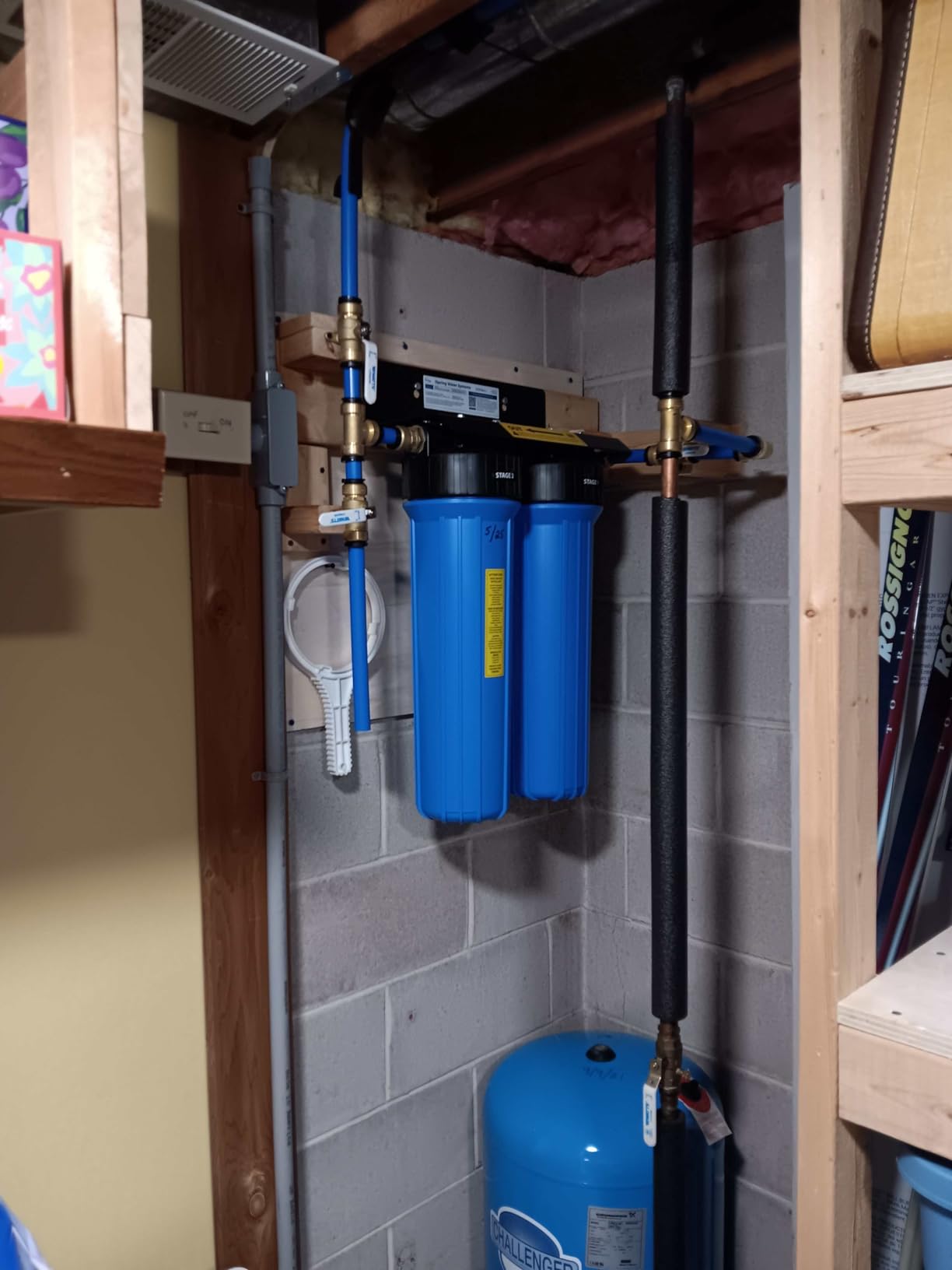 iSpring Whole House Water Filter System, Highly Reduces Iron, Manganese, Chlorine, Taste, Odor, 2-Stage Whole House Water Filtration System, Model: WGB22BM, 1 iSpring Whole House Water Filter System, Highly Reduces Iron, Manganese, Chlorine, Taste, Odor, 2-Stage Whole House Water Filtration System, Model: WGB22BM, 1