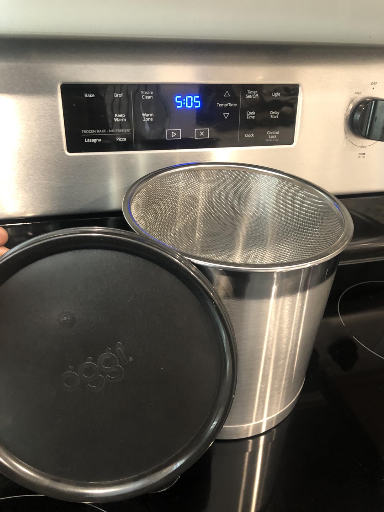 Oggi Stainless Steel Jumbo Grease Container with Removable Strainer and Snug Lid. Perfect container for fryer oil, bacon drippings, lard and ghee oil. Large capacity can - 1 Gall / 4 Qt / 3.75 Lt Customer Review Oggi Stainless Steel Jumbo Grease Container with Removable Strainer and Snug Lid. Perfect container for fryer oil, bacon drippings, lard and ghee oil. Large capacity can - 1 Gall / 4 Qt / 3.75 Lt - Customer Photo 5