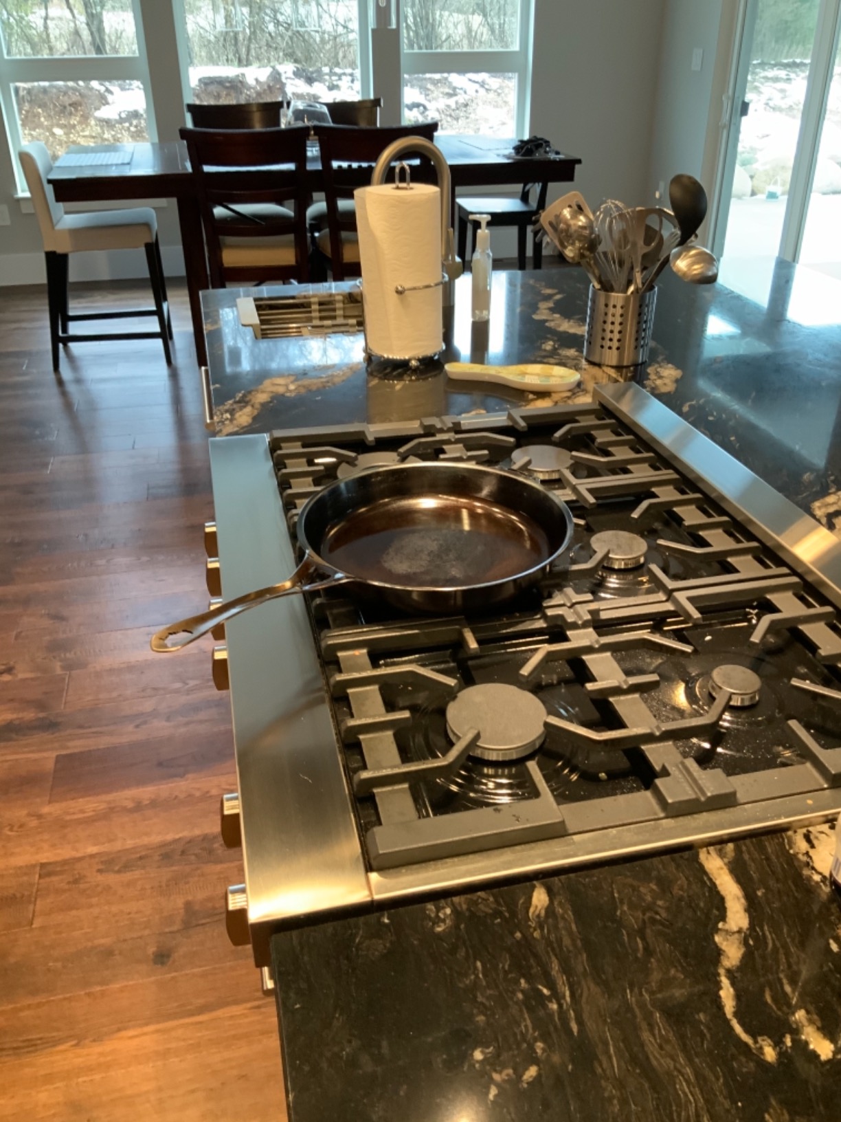 ZLINE 36 in. Classic Gas Rangetop with 6 Burners and Porcelain Cooktop in Stainless Steel (RT36) Customer Review ZLINE 36 in. Classic Gas Rangetop with 6 Burners and Porcelain Cooktop in Stainless Steel (RT36) - Customer Photo 3
