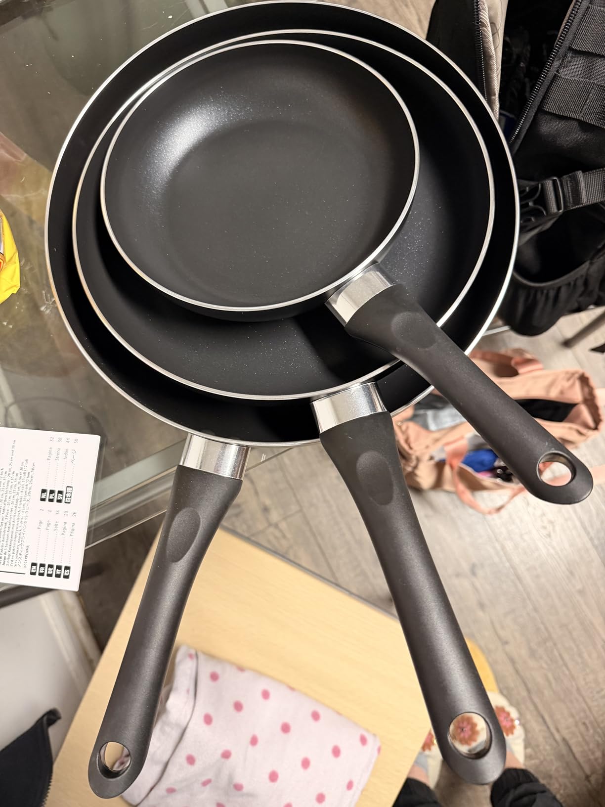 Amazon Basics Non Stick 3-Piece Kitchen Cookware Set, Includes 8-inch, 10-inch, 12-inch Pan, Black - Customer Photo 2