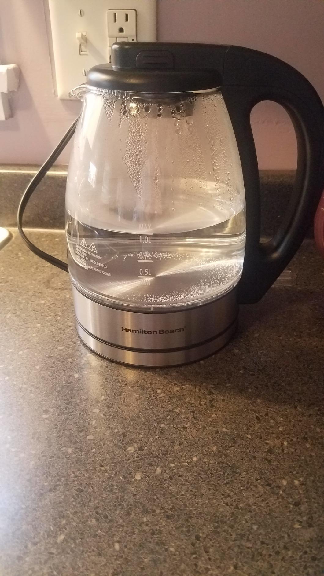 Hamilton Beach Glass Electric Tea Kettle, Water Boiler & Heater, 1 Liter, 1500 Watts for Fast Boiling, BPA Free, Cordless Serving, Auto-Shutoff & Boil-Dry Protection, Soft Blue LED (40930) - Customer Photo 1