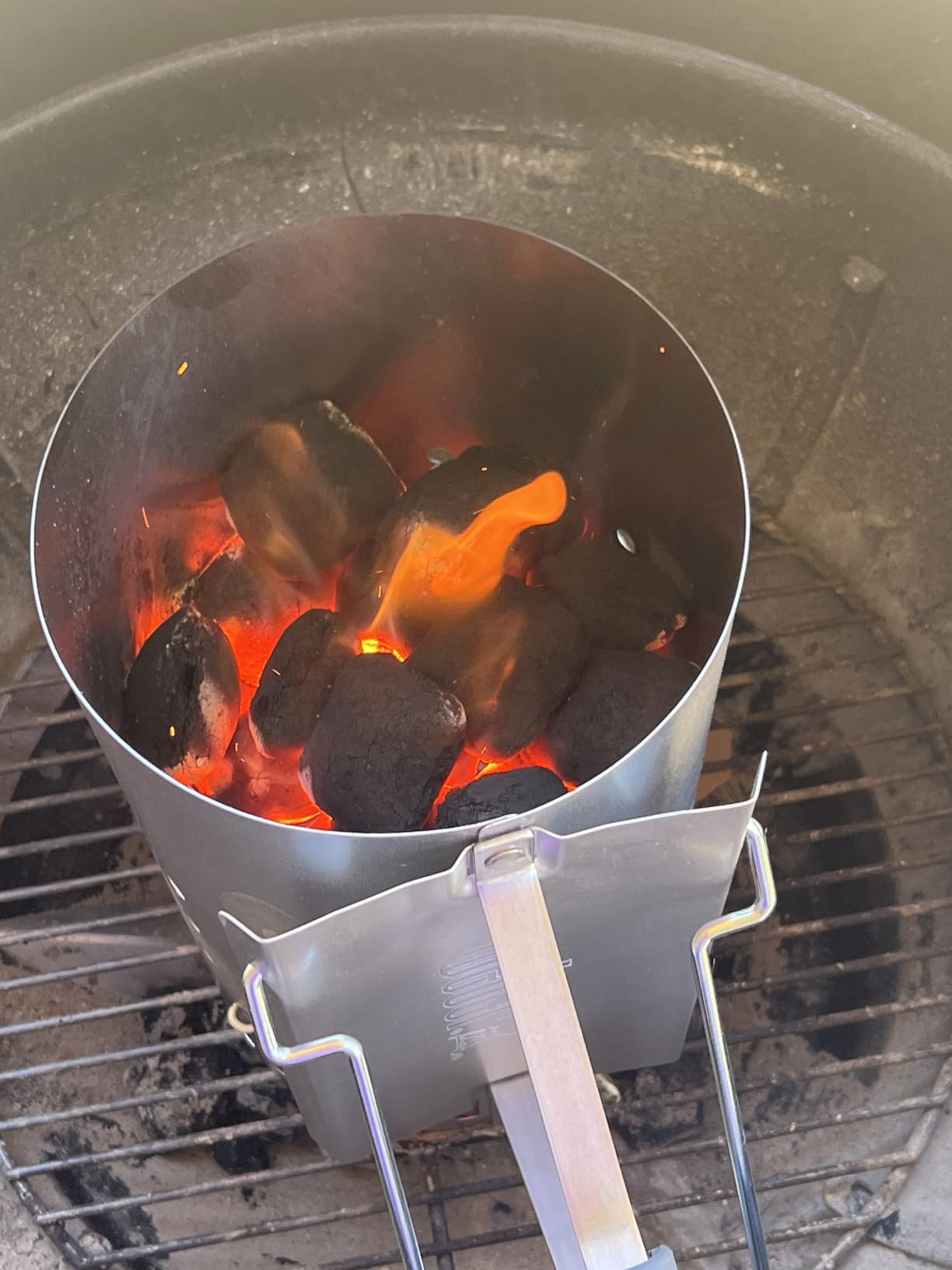 Weber Rapidfire Chimney Starter, Standard – Fast‑Lighting Charcoal Starter for Grilling, Silver Customer Review Weber Rapidfire Chimney Starter, Standard – Fast‑Lighting Charcoal Starter for Grilling, Silver - Customer Photo 2