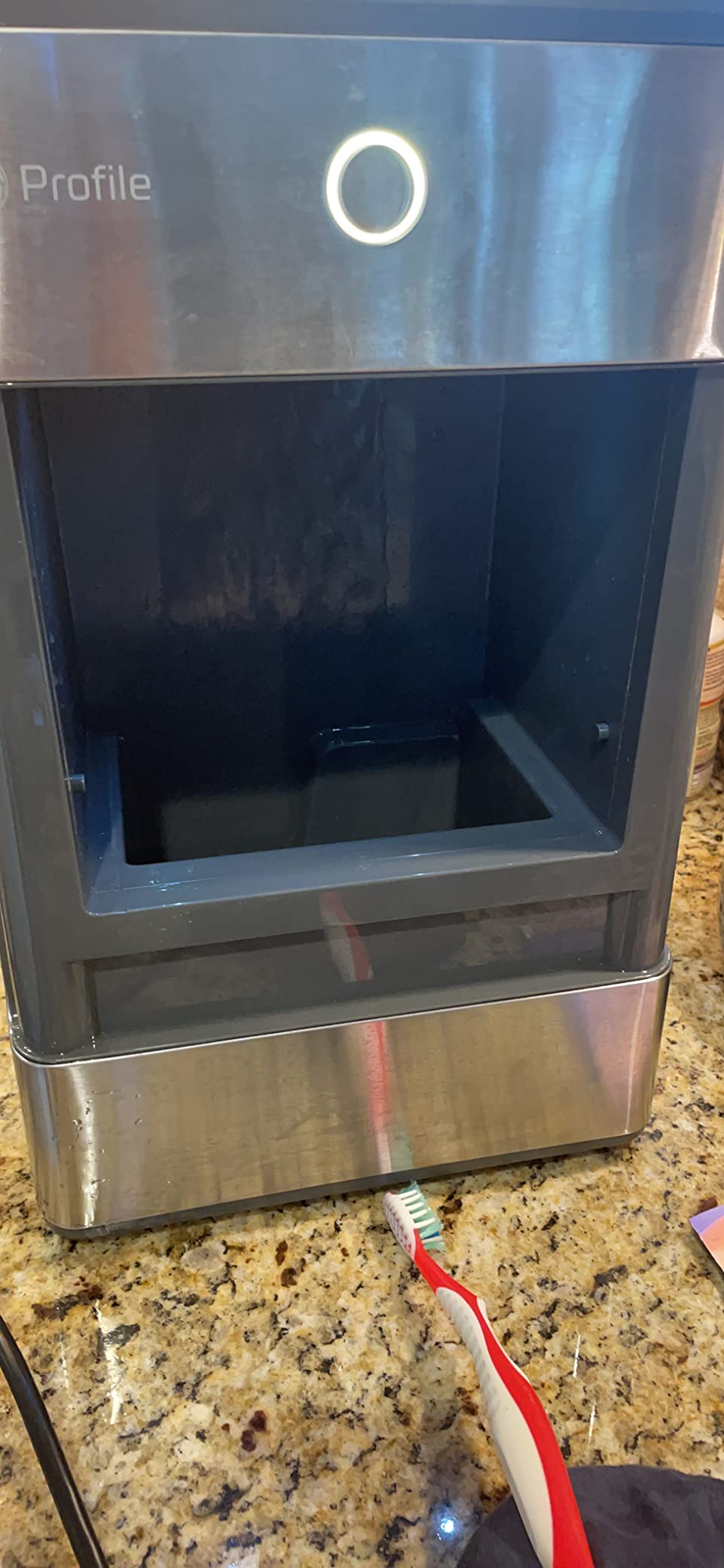 Affresh Ice Machine Cleaner, Helps Remove Hard Water and Mineral Buildup for Great-Tasting Ice Customer Review Affresh Ice Machine Cleaner, Helps Remove Hard Water and Mineral Buildup for Great-Tasting Ice - Customer Photo 1