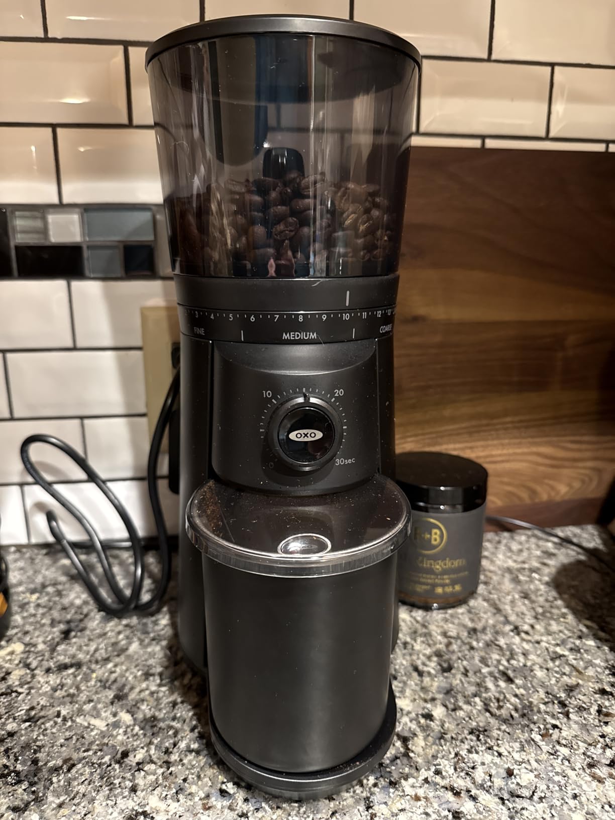 OXO Brew Conical Burr Coffee Grinder - Silver, Stainless Steel Burrs, One-Touch Automatic Smart Grind Customer Review OXO Brew Conical Burr Coffee Grinder - Silver, Stainless Steel Burrs, One-Touch Automatic Smart Grind - Customer Photo 2