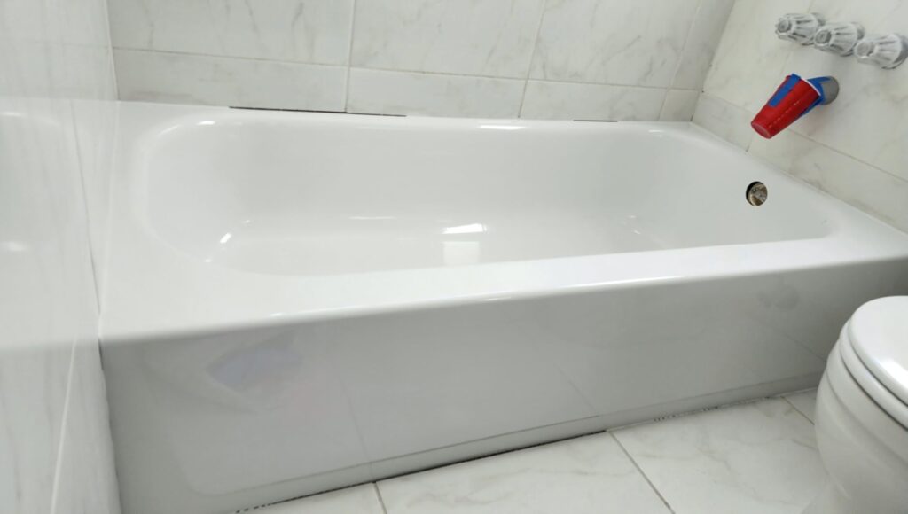 ArmoGlaze Odorless Bathtub Refinishing Kit – Durable, Self-Leveling Epoxy for DIY Reglazing – Works on Porcelain, Fiberglass, Enamel, Acrylic, Cast Iron – 2.7kg – Made in the USA Customer Review Best Porcelain Sink Refinishing Kit