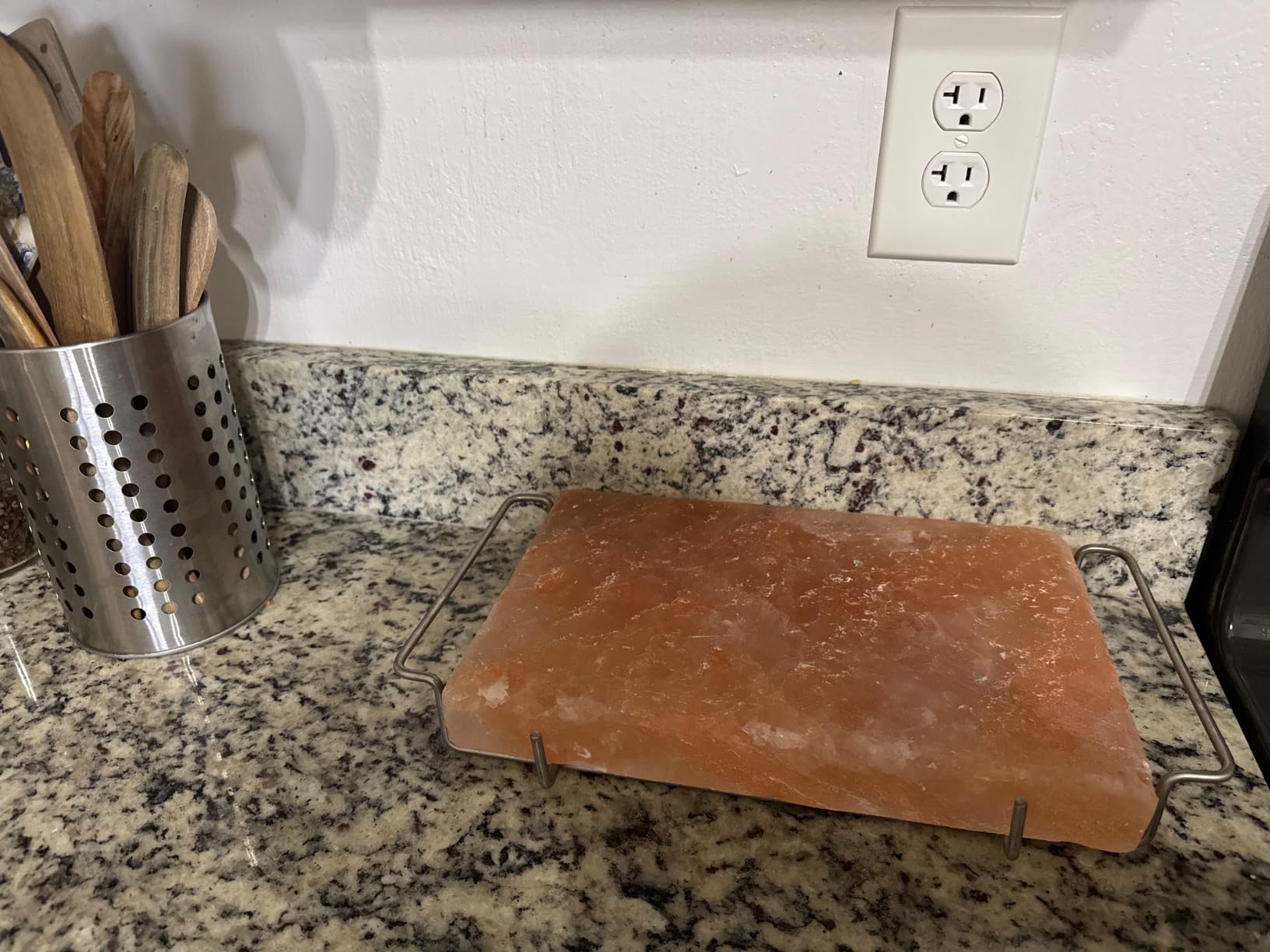 UMAID Himalayan Salt Block For Grilling, Cooking, Cutting and Serving,12X8X1.5 Food Grade Himalayan Pink Salt Stone on Stainless Steel Plate & Recipe Booklet, Unique Gifts for Men, Women, Chef, Cooks - Customer Photo 2