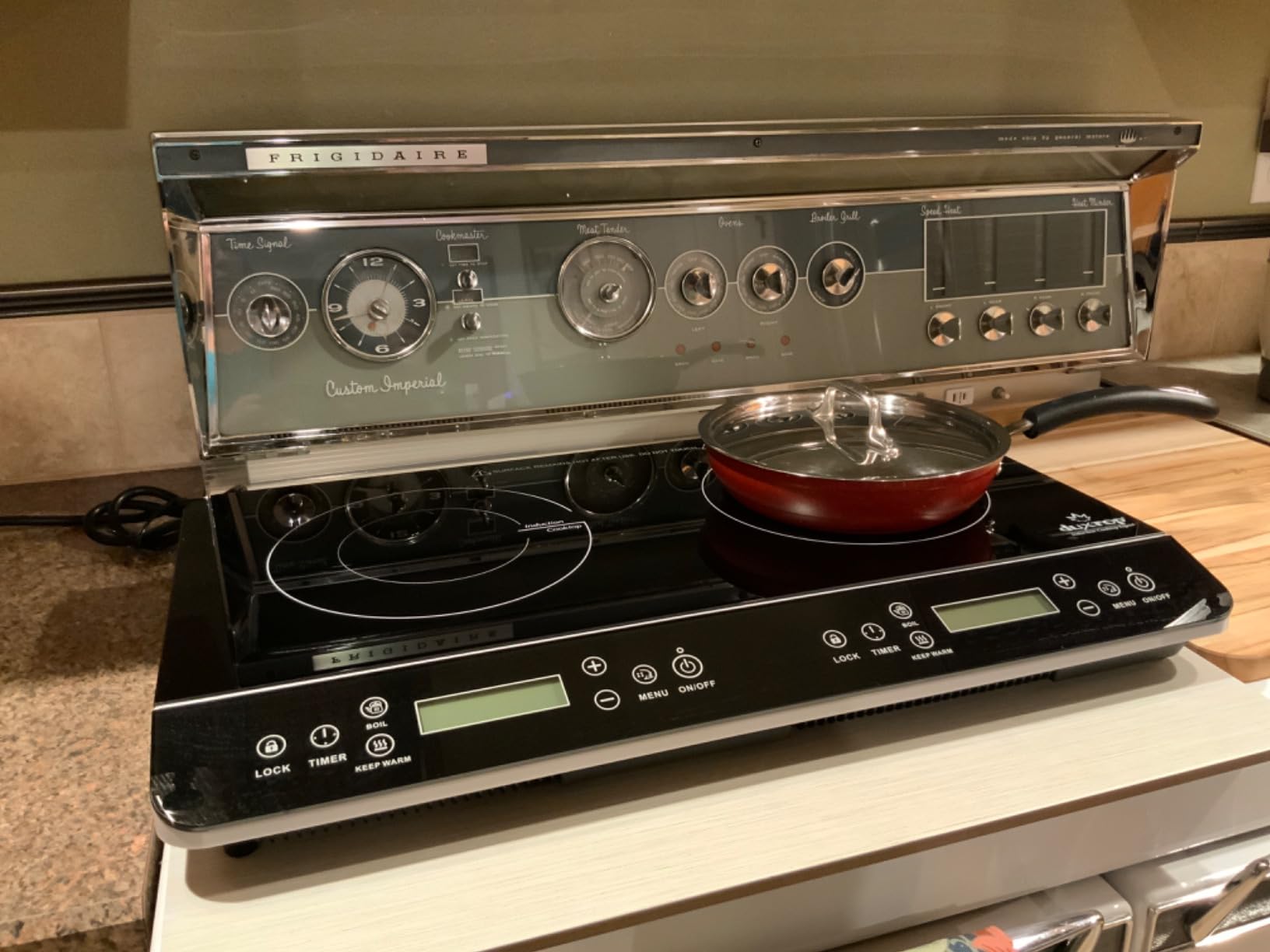 Duxtop LCD Portable Double Induction Cooktop 1800W Digital Electric Countertop Burner Sensor Touch Stove, 9620LS/BT-350DZ - Customer Photo 1
