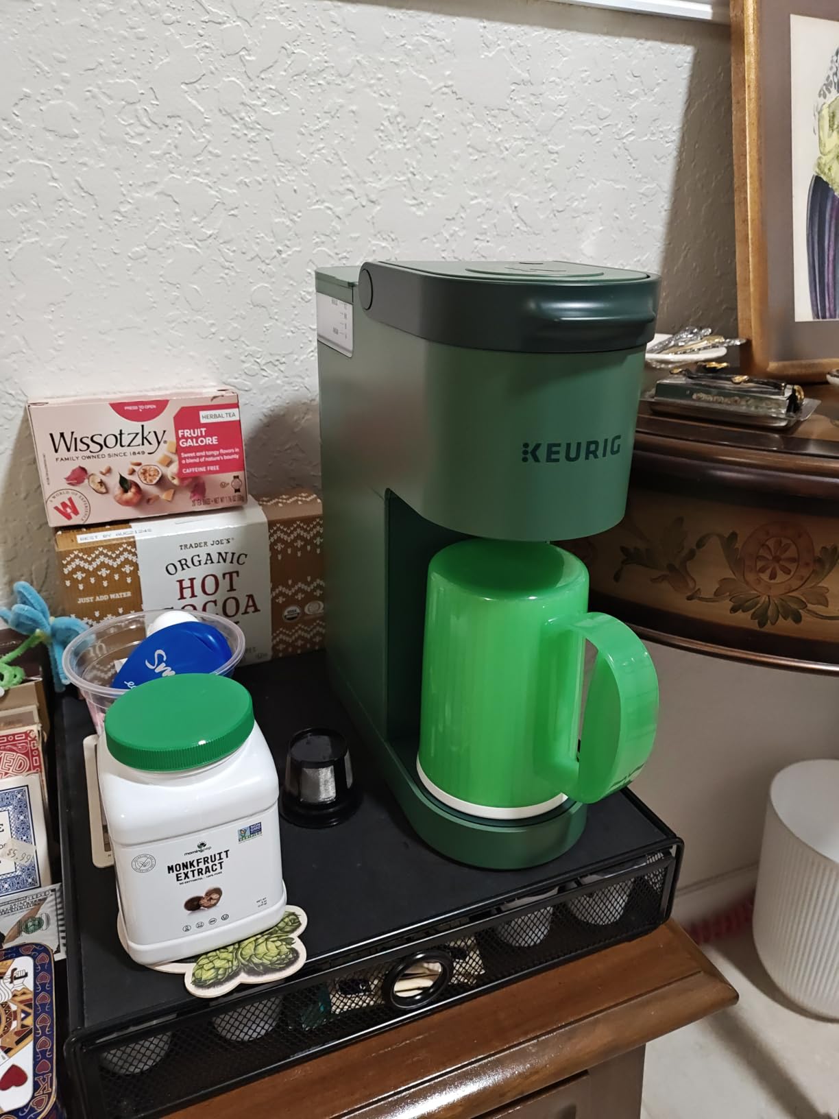 Keurig K-Mini Single Serve K-Cup Pod Coffee Maker, 6 to 12oz Brew size, with Cord Storage, Perfect for Small Spaces, Black Customer Review Keurig K-Mini Single Serve K-Cup Pod Coffee Maker, 6 to 12oz Brew size, with Cord Storage, Perfect for Small Spaces, Black - Customer Photo 1