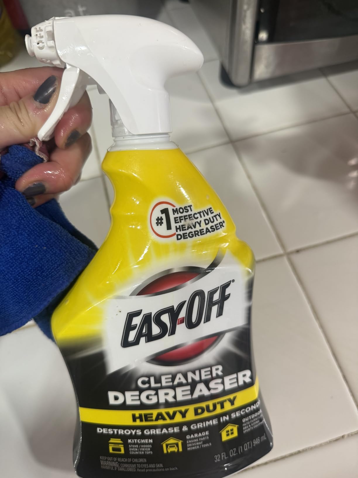 Easy-Off Heavy Duty Degreaser Cleaner Spray, Kitchen Degreaser, 32 Oz - Customer Photo 4