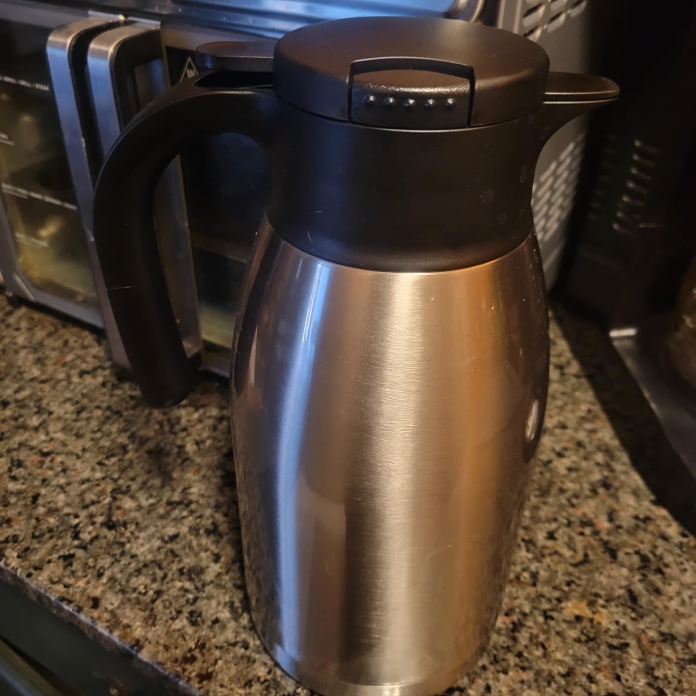 GiNT 34Oz Thermal Coffee Carafe, Insulated Stainless Steel Coffee Carafes for Keeping Hot/Double Walled Vacuum Coffee Carafe (Silver, 1L) Customer Review GiNT 34Oz Thermal Coffee Carafe, Insulated Stainless Steel Coffee Carafes for Keeping Hot/Double Walled Vacuum Coffee Carafe (Silver, 1L) - Customer Photo 4