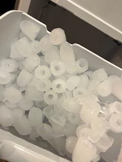 Frigidaire Counter top Portable, 26 lb per Day Nugget Ice Maker Machine (Red Stainless Steel) - Customer Photo 1