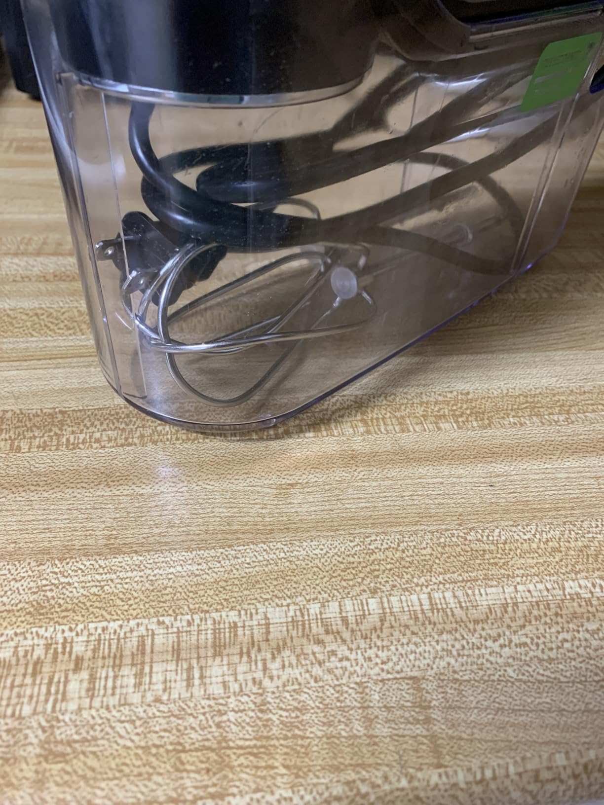 Hamilton Beach Professional 5-Speed Electric Hand Mixer with Snap-On Storage Case, QuickBurst, Stainless Steel Twisted Wire Beaters and Whisk, Mint (62658) - Customer Photo 2