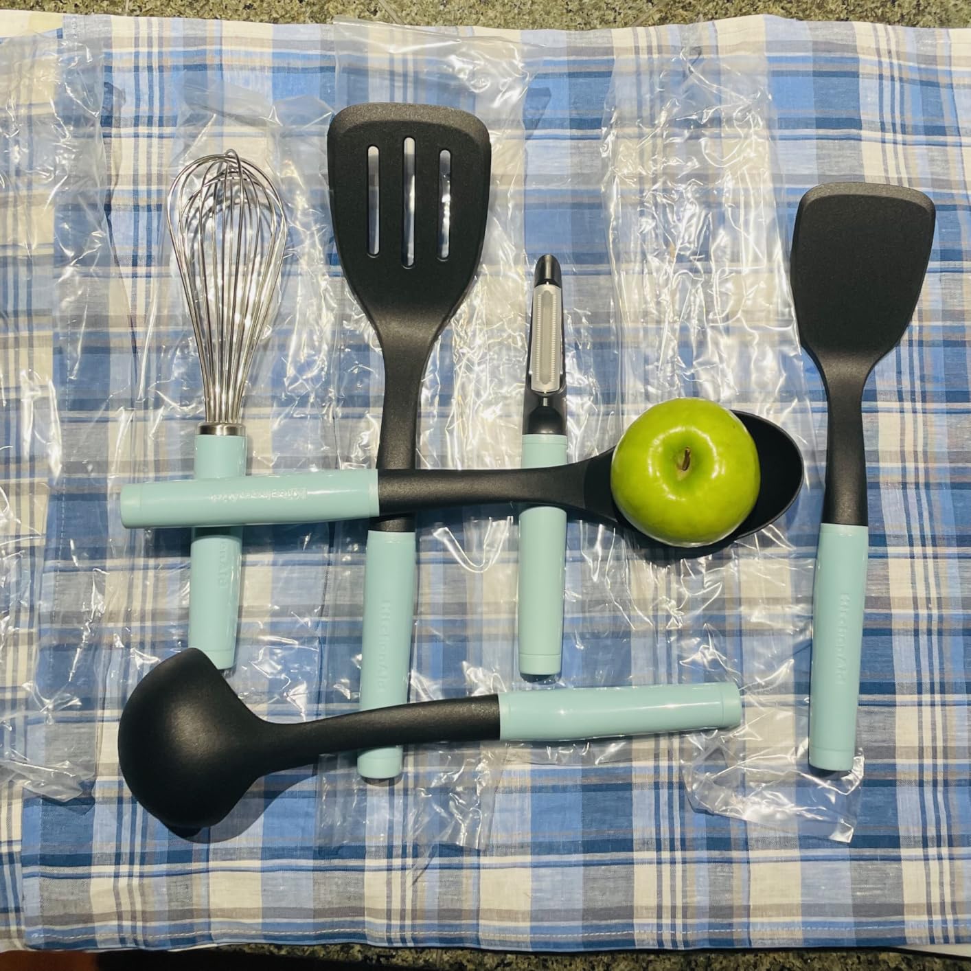 KitchenAid Classic Tool and Gadget Set, 15-Piece, Black - Customer Photo 1