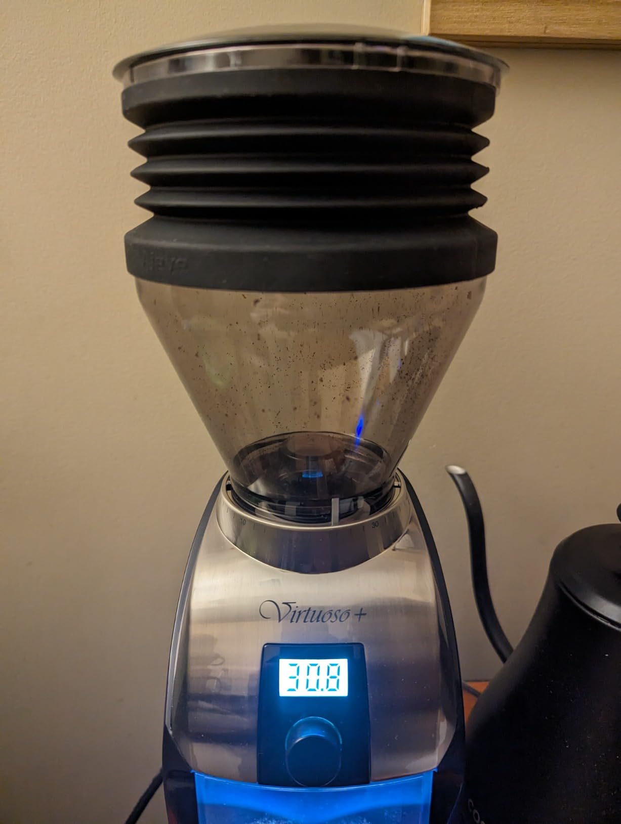 Baratza Virtuoso+ Coffee Grinder ZCG587BLK, Black Customer Review Baratza Virtuoso+ Coffee Grinder ZCG587BLK, Black - Customer Photo 4