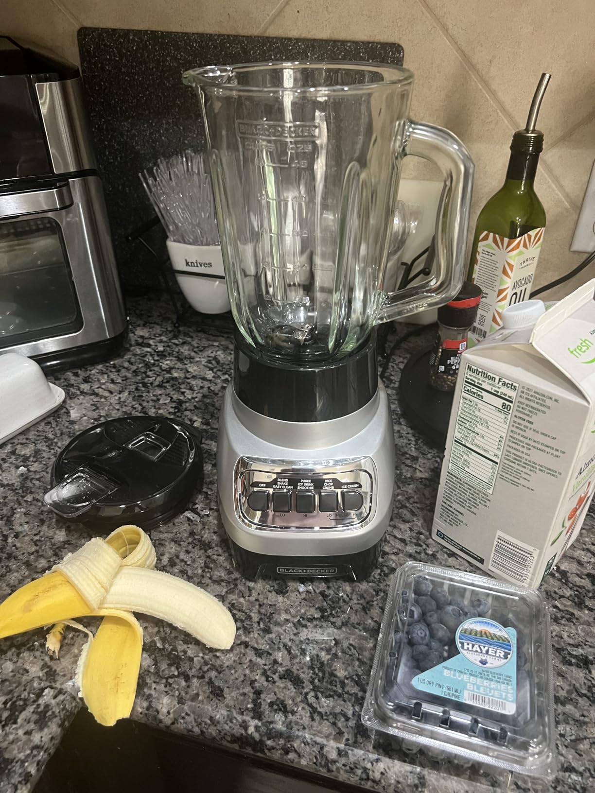 BLACK+DECKER PowerCrush Multi-Function Blender with 6-Cup Glass Jar, 4 Speed Settings, Silver - Customer Photo 1