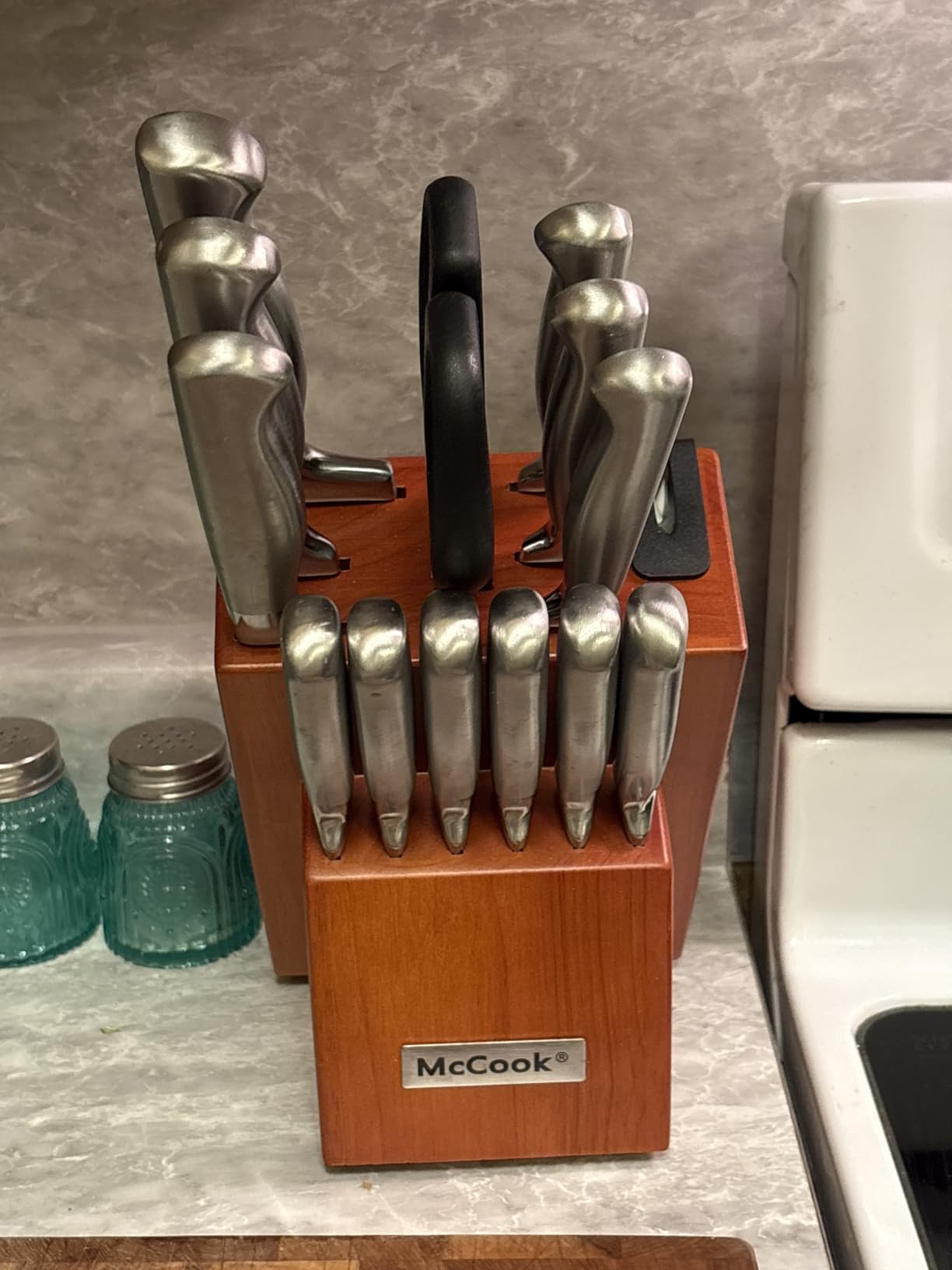 McCook German Stainless Steel Kitchen Knife Block Sets with Built-in Sharpener Customer Review McCook German Stainless Steel Kitchen Knife Block Sets with Built-in Sharpener - Customer Photo 1