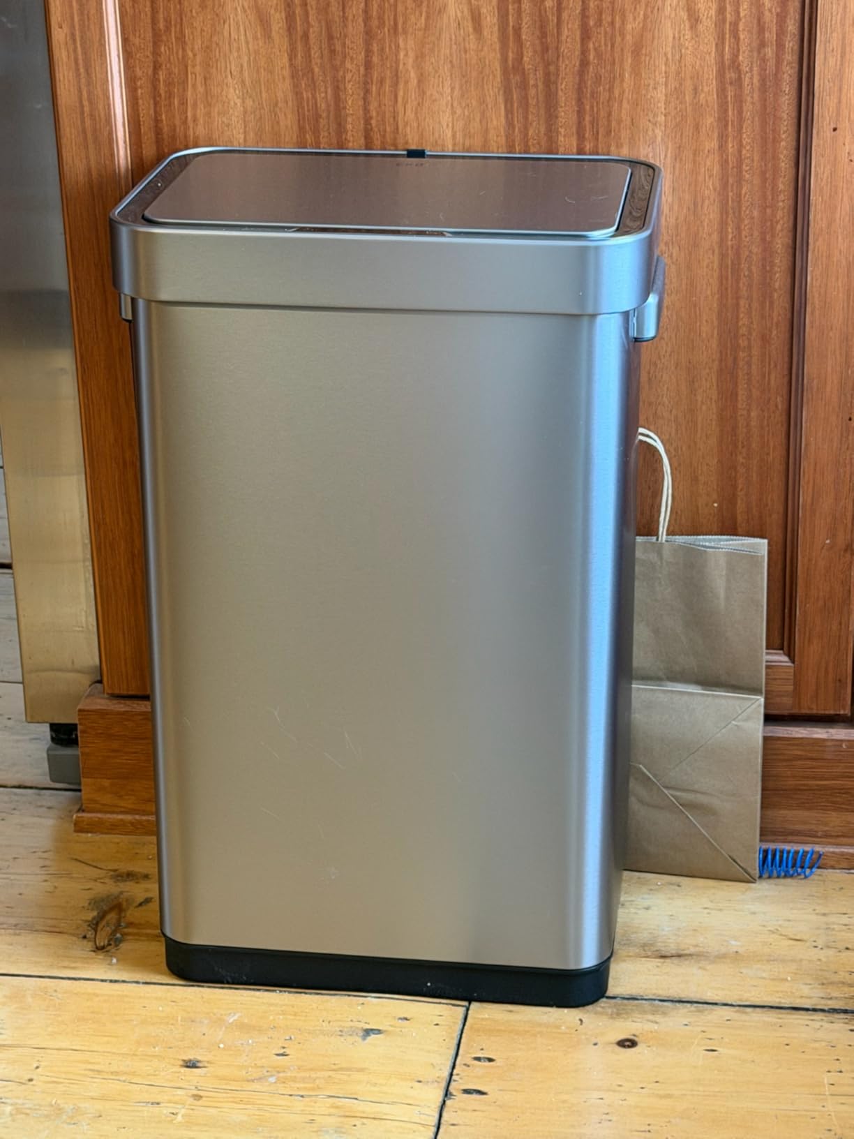 EKO Mirage-T 50 Liter / 13.2 Gallon Touchless Rectangular Motion Sensor Trash Can, Brushed Stainless Steel Finish - Customer Photo 2