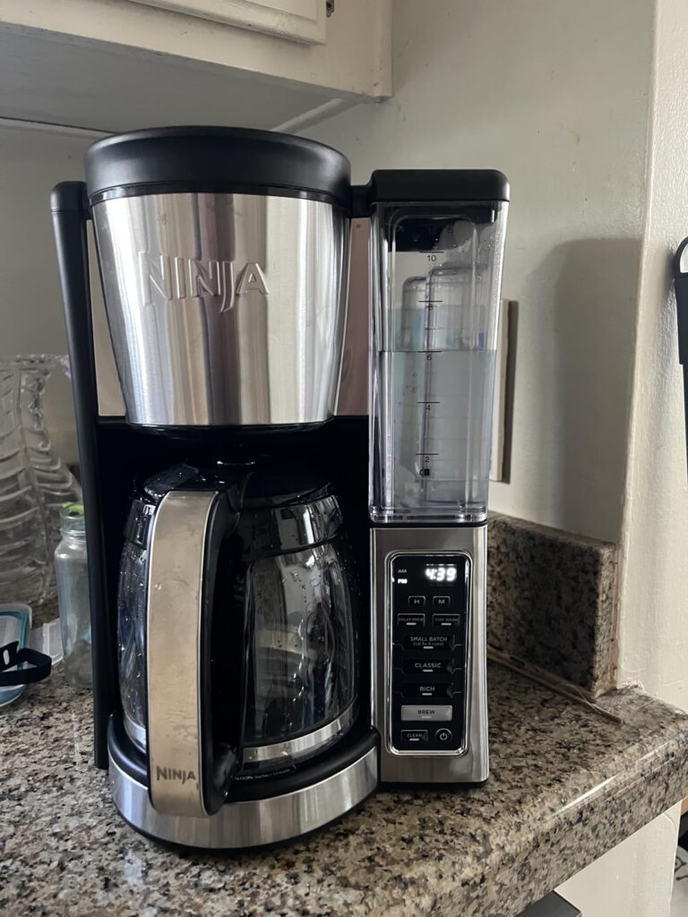 Ninja 12-Cup Programmable Coffee Brewer, 2 Brew Styles, Adjustable Warm Plate, 60oz Water Reservoir, Delay Brew - Black/Stainless Steel Customer Review Best Coffee Makers With Removable Water Reservoir