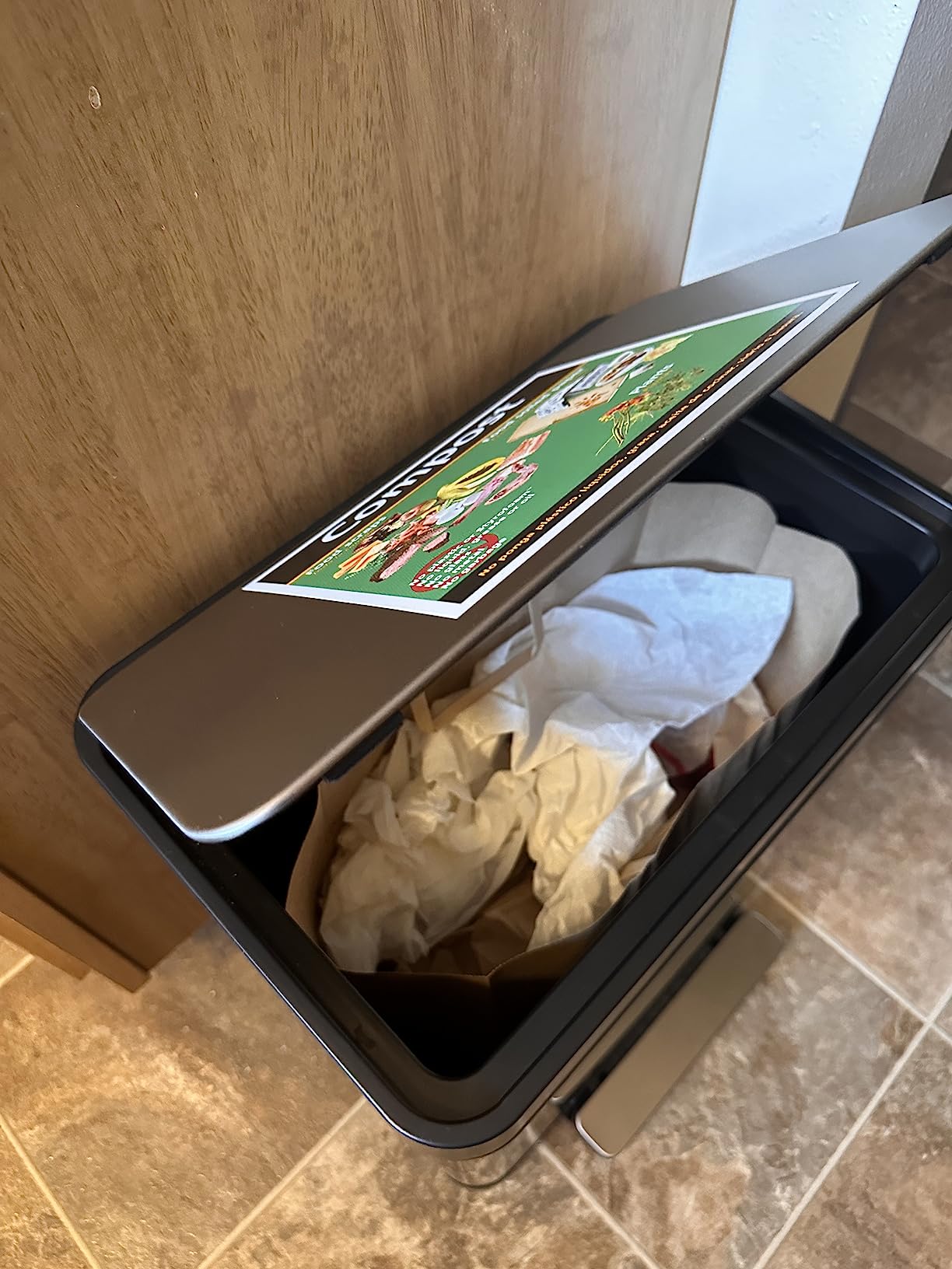 Kohler 20956-STW 11 Gallon Dual Compartment Trash Can, Quiet-Close Lid, Trash Can with Soft-Close and Foot Pedal, Stainless and White - Customer Photo 4