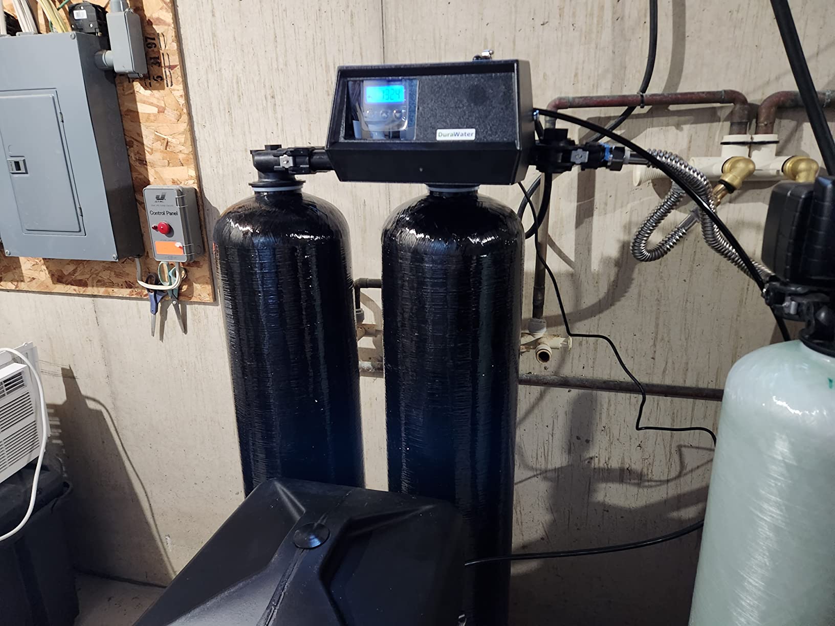 Fleck 9100 SXT Metered Dual Tank Softener 24/7 Soft Water (64,000 Grain) - Customer Photo 2