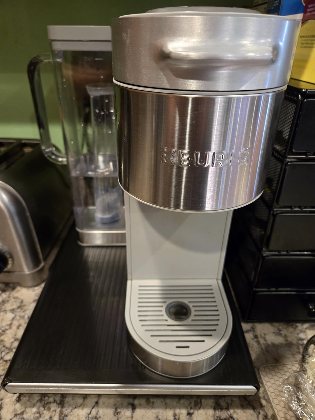 Keurig 3-Month Brewer Maintenance Kit Includes Descaling Solution, Water Filter Cartridges & Rinse Pods, Compatible Classic/1.0 & 2.0 K-Cup Coffee Makers, 7 Count - Customer Photo 2