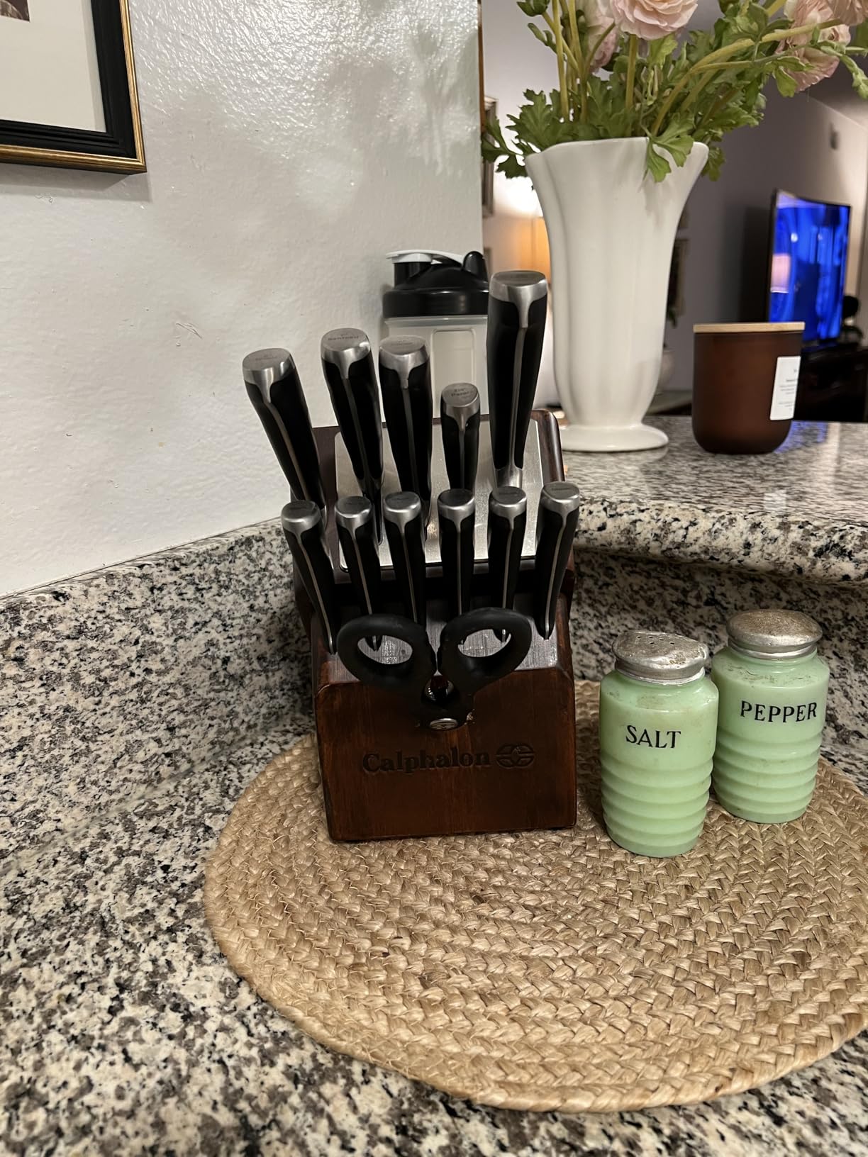 Calphalon Kitchen Knife Set with Self-Sharpening Block, 13-Piece NonStick Knives Customer Review Calphalon Kitchen Knife Set with Self-Sharpening Block, 13-Piece NonStick Knives - Customer Photo 2