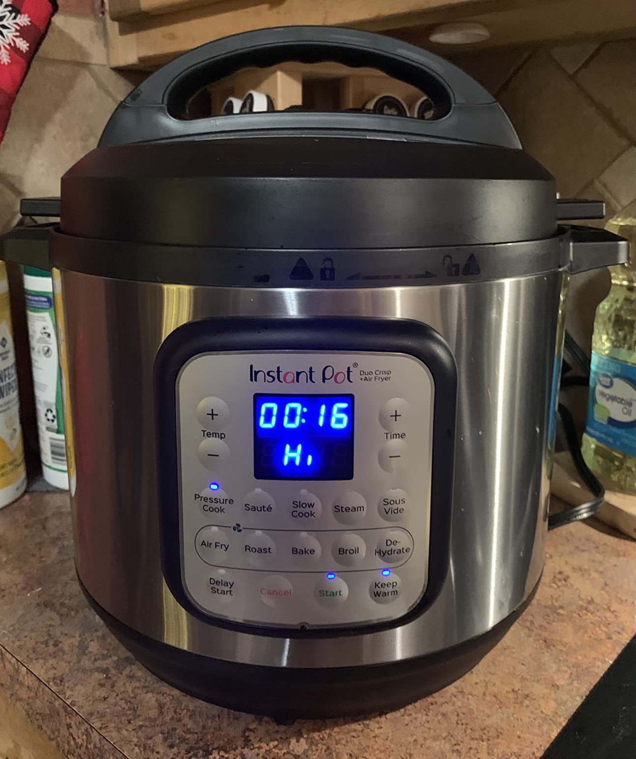Instant Pot Duo Crisp 11-in-1 Air Fryer and Electric Pressure Cooker Combo with Multicooker Lids that Fries, Steams, Slow Cooks, Dehydrates,Free App With Over 800 Recipes, Black/Stainless Steel, 8QT - Customer Photo 3