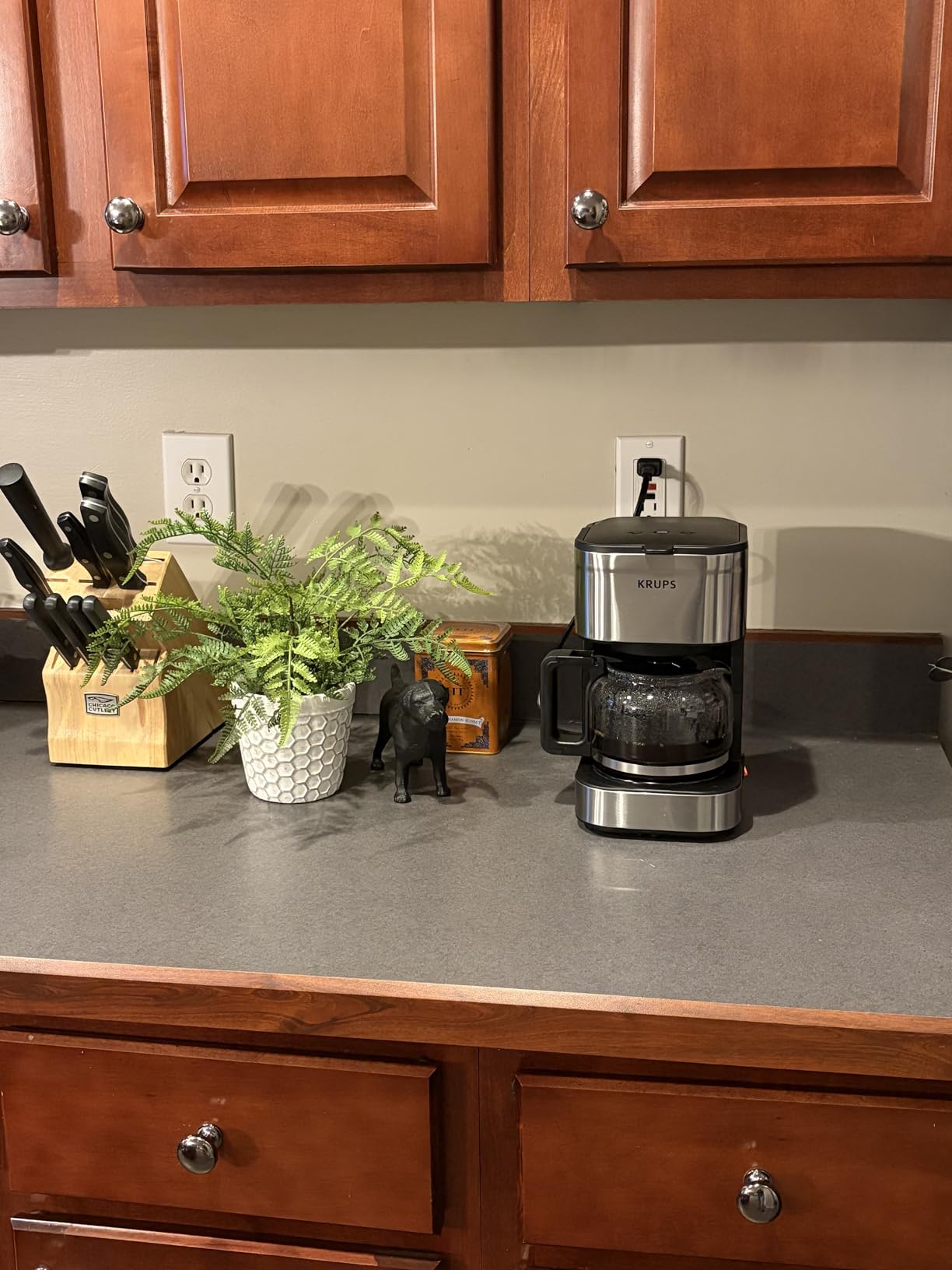 KRUPS Simply Brew Compact 5 Cup Coffee Maker: Stainless Steel Design, Pause & Brew, Keep Warm, Reusable Filter, Drip-Free Carafe - Customer Photo 4