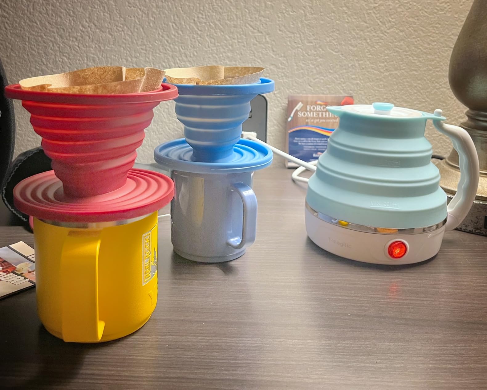 Travel Foldable Electric Kettle, Collapsible Electric Kettle Food Grade Silicone Small Pot Boiling water,Dual Voltage(600ml,110-220V US Plug) (Blue) Customer Review Travel Foldable Electric Kettle, Collapsible Electric Kettle Food Grade Silicone Small Pot Boiling water,Dual Voltage(600ml,110-220V US Plug) (Blue) - Customer Photo 1