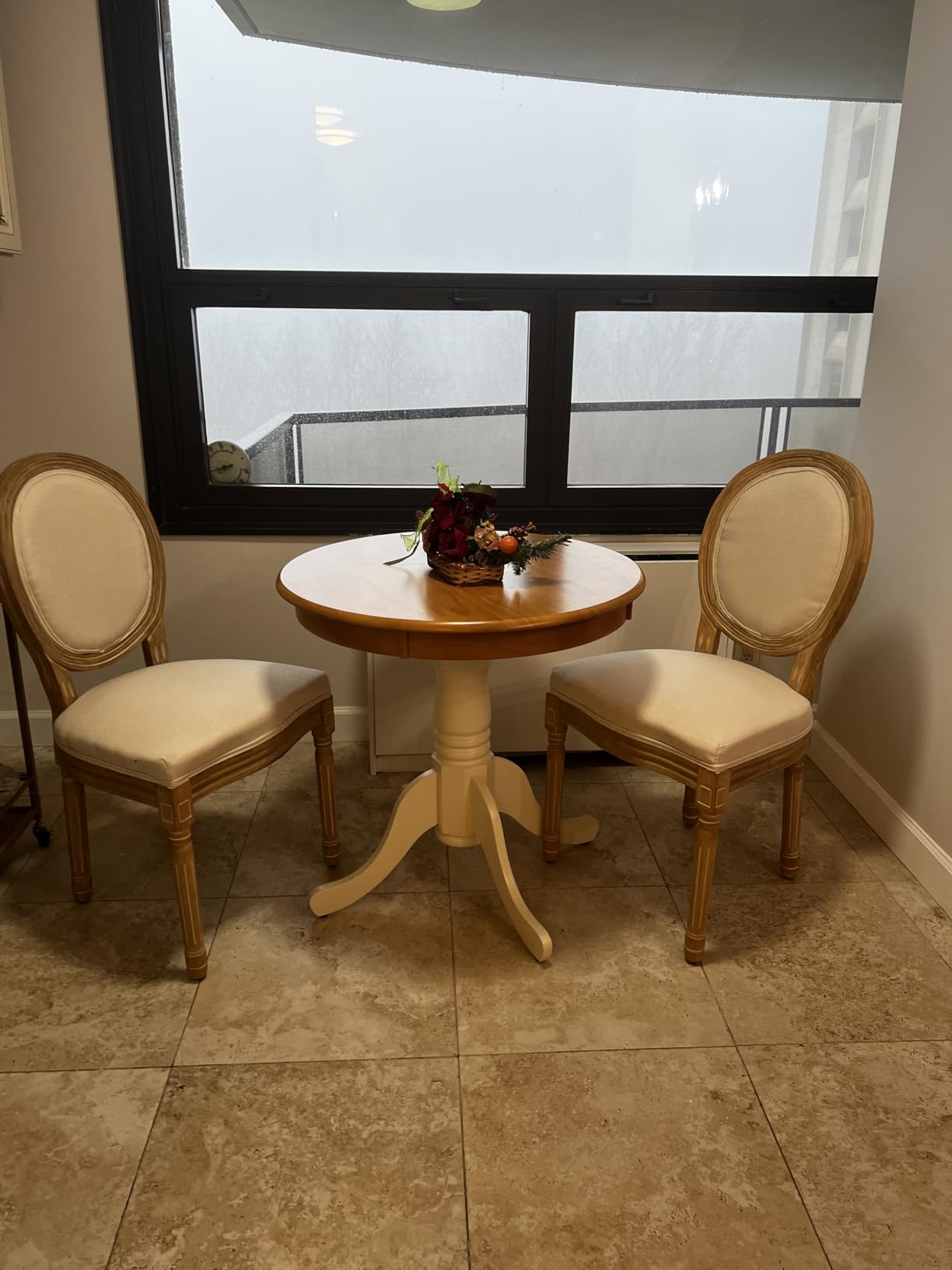 East West Furniture EMT-OLW-TP Eden Dining Room Table - a Round kitchen Table Top with Pedestal Base, 30x30 Inch, Oak & Linen White Customer Review East West Furniture EMT-OLW-TP Eden Dining Room Table - a Round kitchen Table Top with Pedestal Base, 30x30 Inch, Oak & Linen White - Customer Photo 1