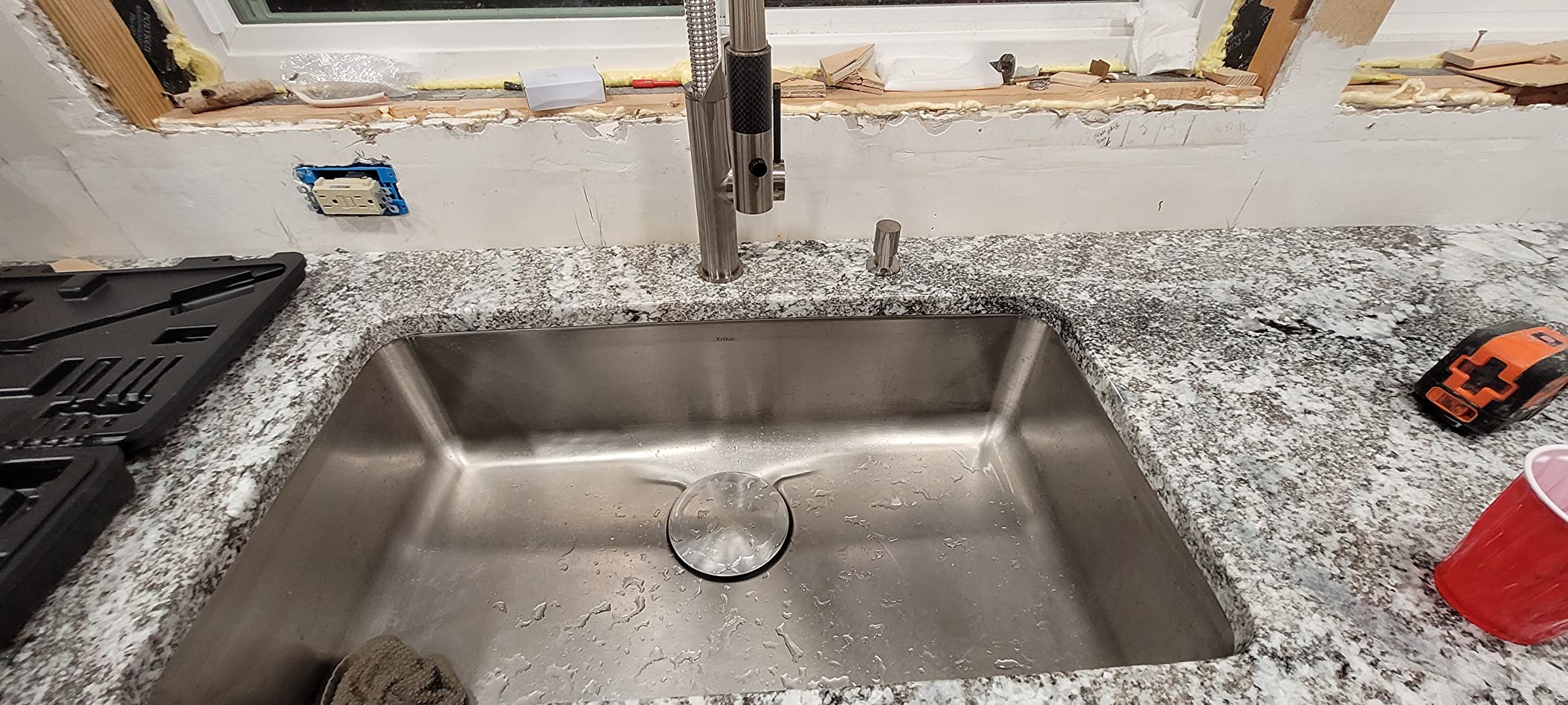 KRAUS Dex 33-inch Undermount 16 Gauge Stainless Steel Single Bowl Kitchen Sink, KA1US33B Customer Review KRAUS Dex 33-inch Undermount 16 Gauge Stainless Steel Single Bowl Kitchen Sink, KA1US33B - Customer Photo 5