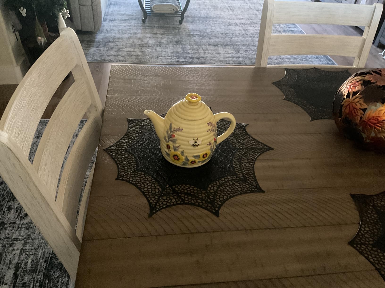 Bee Sweet 32 oz. 3-D Beehive Teapot Ceramic, Multi Colored Customer Review Bee Sweet 32 oz. 3-D Beehive Teapot Ceramic, Multi Colored - Customer Photo 1