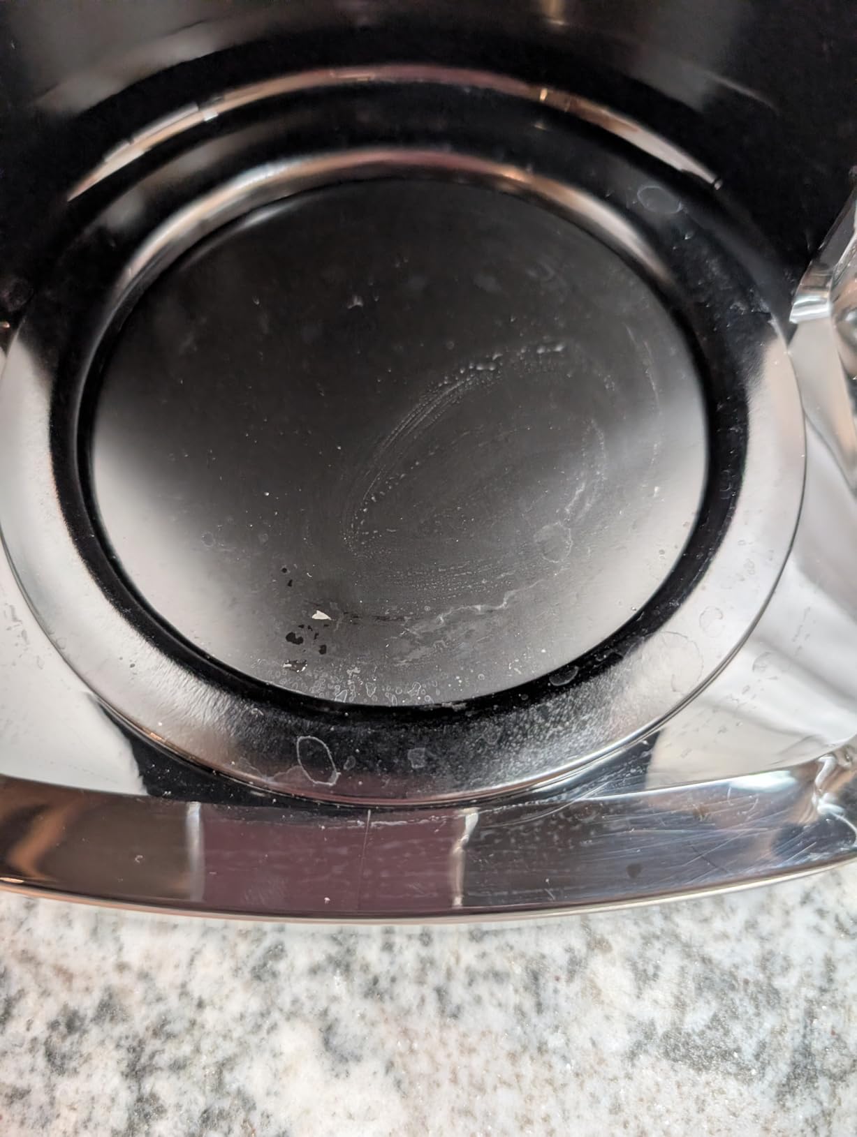 Amazon Basics Coffee Makers, 5-Cup Coffee Machines with Reusable Filter, Coffee Pots, Black & Stainless Steel Customer Review Amazon Basics Coffee Makers, 5-Cup Coffee Machines with Reusable Filter, Coffee Pots, Black & Stainless Steel - Customer Photo 2