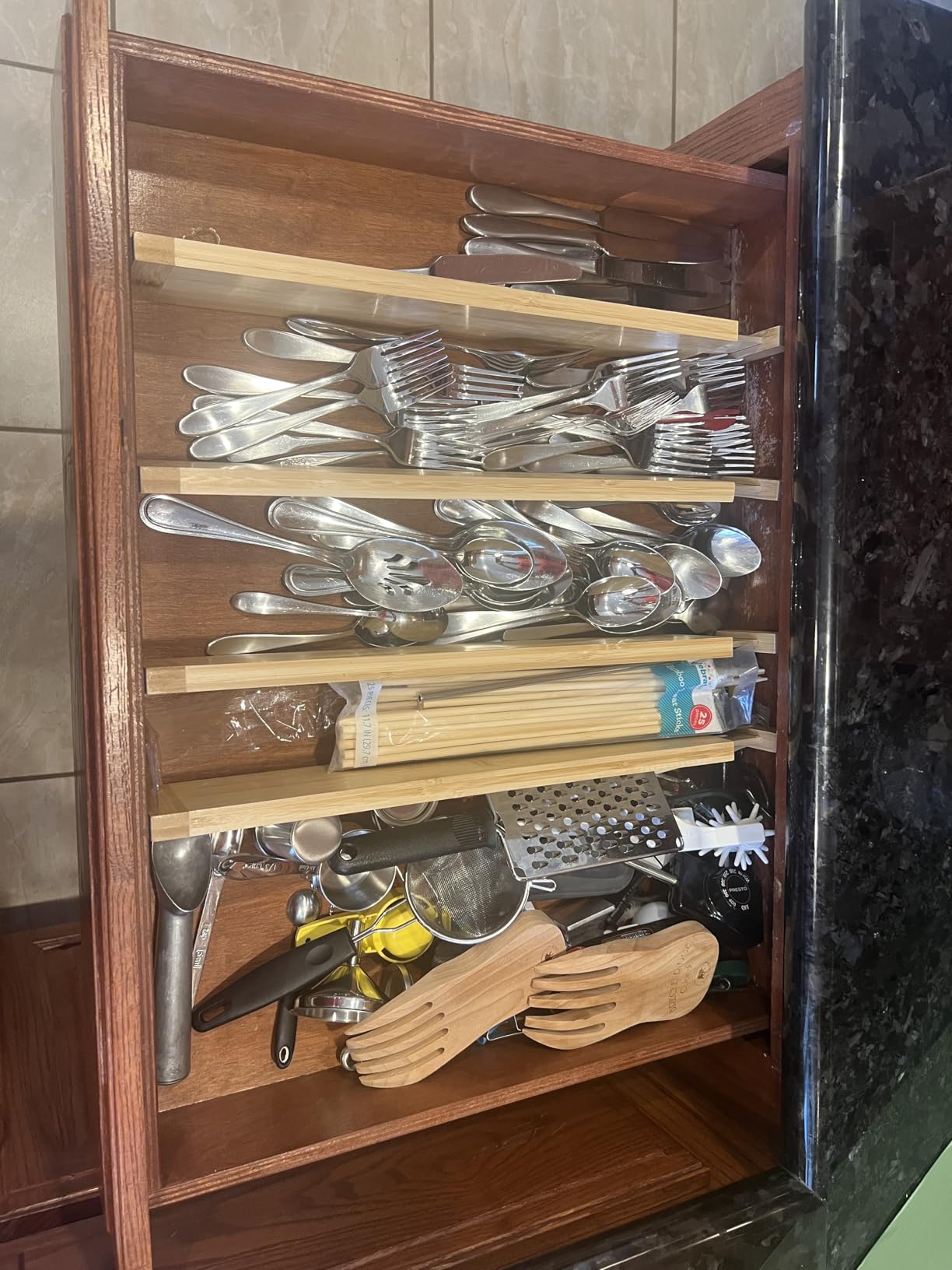 Purawood Kitchen Drawer Organizer - Expandable Utensil Drawer Organizer for Kitchen, Cutlery Tray & Silverware Organizer, 3-5 Slots - Bamboo Organizer for Utensils & Flatware (Natural) Customer Review Purawood Kitchen Drawer Organizer - Expandable Utensil Drawer Organizer for Kitchen, Cutlery Tray & Silverware Organizer, 3-5 Slots - Bamboo Organizer for Utensils & Flatware (Natural) - Customer Photo 2