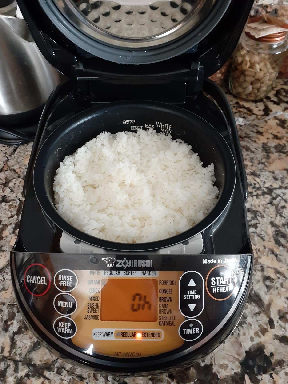 Zojirushi NP-NWC10XB 5.5-Cup Pressure Induction Heating Rice Cooker and Warmer (Stainless Black) Customer Review Zojirushi NP-NWC10XB 5.5-Cup Pressure Induction Heating Rice Cooker and Warmer (Stainless Black) - Customer Photo 1