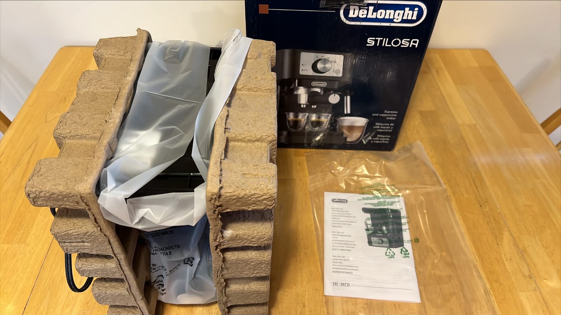 De'Longhi Stilosa Manual Espresso Machine, Compact Coffee Maker, 15 Bar Pump Pressure, Manual Milk Frother Steam Wand for Authentic Single & Double Espresso, Lattes & Cappuccinos, Tamper Included - Customer Photo 1