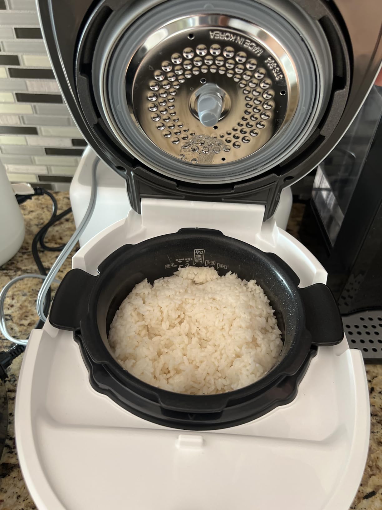 CUCKOO Twin Pressure Rice Cooker 6-Cup Uncooked / 12-Cup Cooked with Induction Heating Technology, 20 Menu Modes with Voice Guide, Versatile Rice Maker Multi-Cooker & Pressure Cooker (CRP-LHTR0609FW) Customer Review CUCKOO Twin Pressure Rice Cooker 6-Cup Uncooked / 12-Cup Cooked with Induction Heating Technology, 20 Menu Modes with Voice Guide, Versatile Rice Maker Multi-Cooker & Pressure Cooker (CRP-LHTR0609FW) - Customer Photo 2
