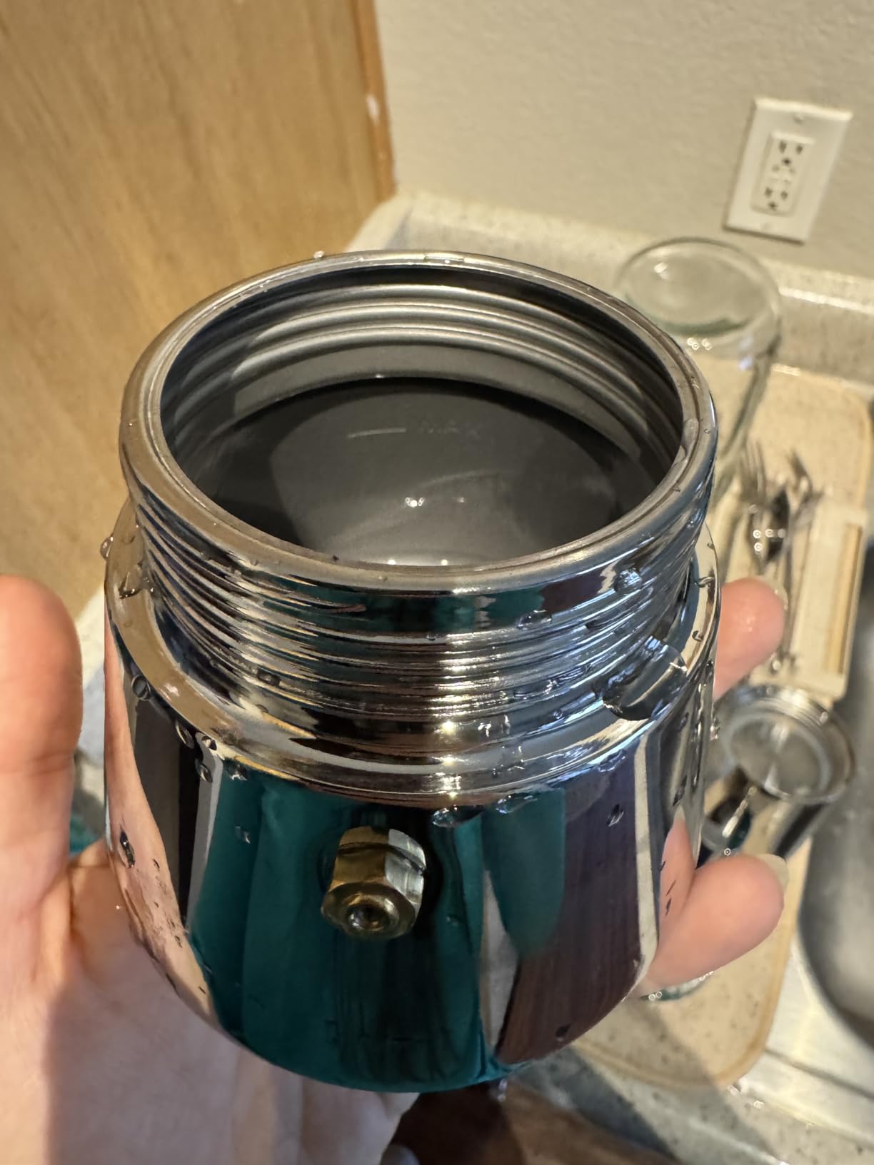 Easyworkz Diego Stovetop Espresso Maker Stainless Steel Italian Coffee Machine Maker 6Cup 10 oz Moka Pot Induction Espresso Pot Customer Review Easyworkz Diego Stovetop Espresso Maker Stainless Steel Italian Coffee Machine Maker 6Cup 10 oz Moka Pot Induction Espresso Pot - Customer Photo 2