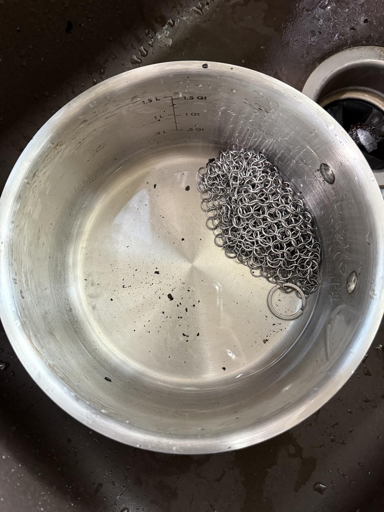 Herda 316L Cast Iron Scrubber Cleaner, Large Cast Iron Chain Mail Scrubber - Chainmail Scrubber Sponge - Metal Skillet Scrubbing, Wok, Dutch Oven Cleaning Kit Customer Review Herda 316L Cast Iron Scrubber Cleaner, Large Cast Iron Chain Mail Scrubber - Chainmail Scrubber Sponge - Metal Skillet Scrubbing, Wok, Dutch Oven Cleaning Kit - Customer Photo 2