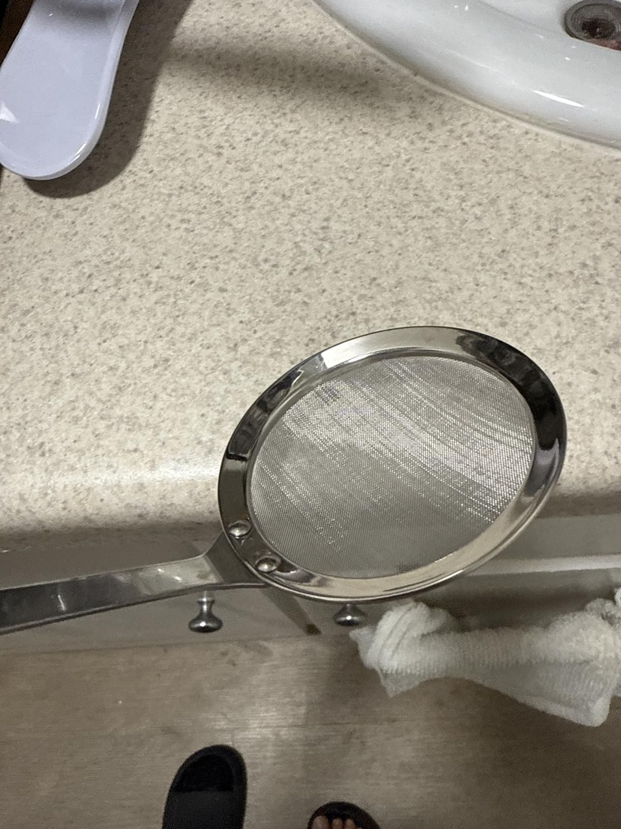 Walfos Fine Mesh Strainers Set, Premium Stainless Steel Colanders and Sifters, with Reinforced Frame Sturdy Handle, Perfect for Sift, Strain, Drain Rinse Vegetables, Pastas Tea - 3 Sizes Customer Review Walfos Fine Mesh Strainers Set, Premium Stainless Steel Colanders and Sifters, with Reinforced Frame Sturdy Handle, Perfect for Sift, Strain, Drain Rinse Vegetables, Pastas Tea - 3 Sizes - Customer Photo 2