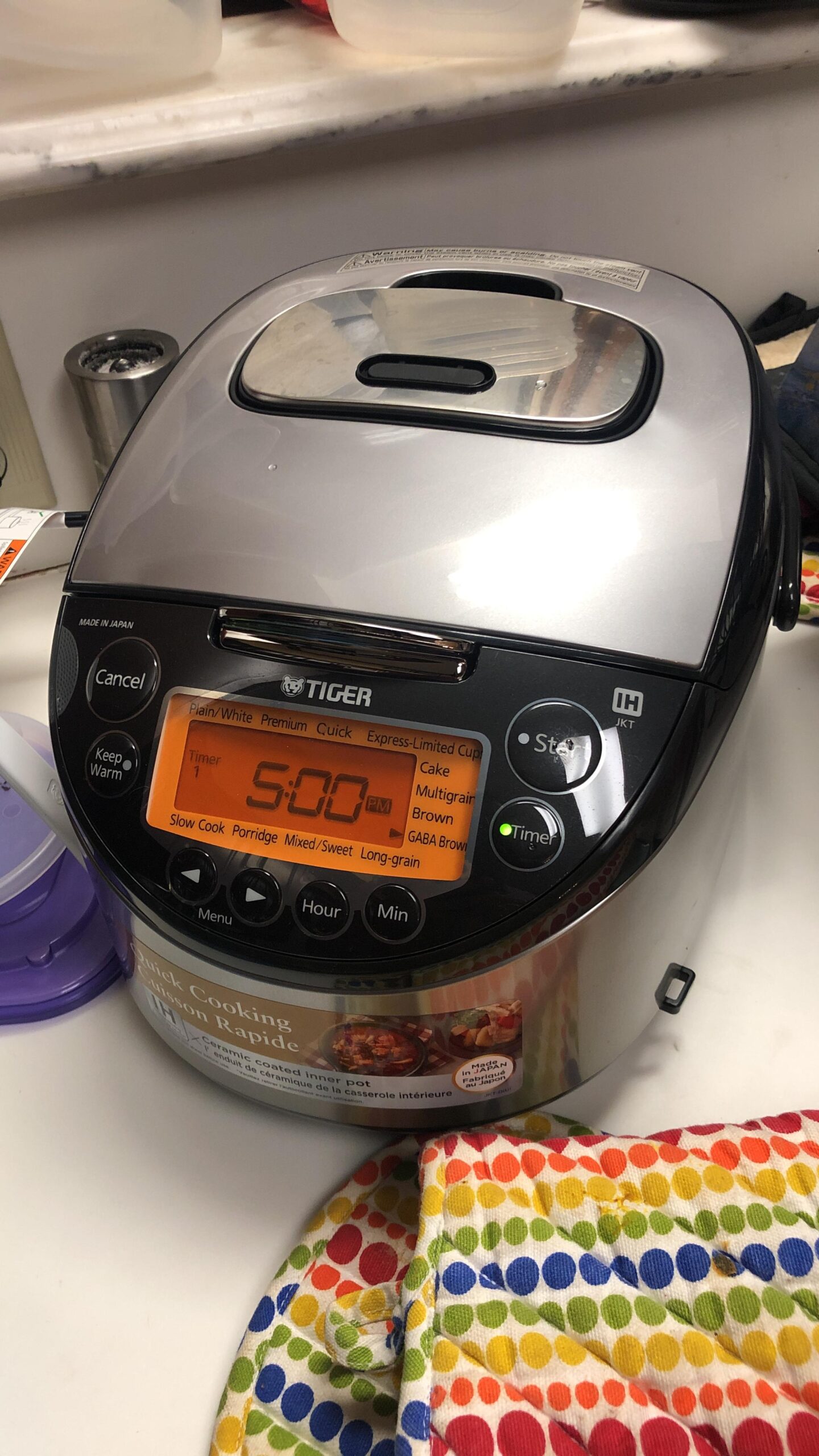 Tiger JKT-D Multi-Functional Induction Heating (IH) Electric Rice Cooker with 12 Cooking Settings (Silver Black) Customer Review Tiger JKT-D Multi-Functional Induction Heating (IH) Electric Rice Cooker with 12 Cooking Settings (Silver Black) - Customer Photo 2