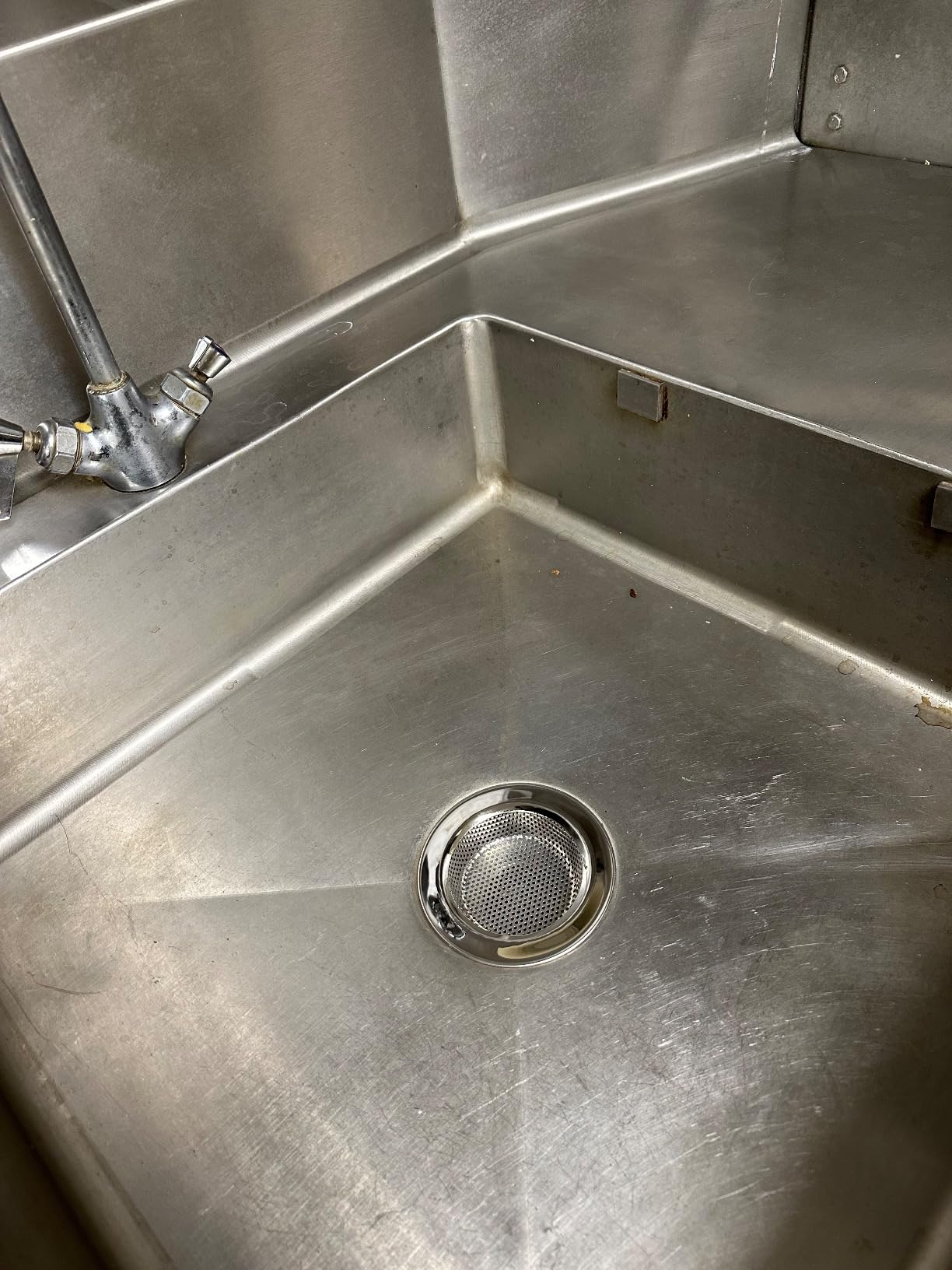 MR.SIGA Kitchen Sink Strainer, Stainless Steel Sink Drain Strainer, Dishwasher Safe, Outer Diameter 4.4 inch/11.2cm, Inner Diameter 3 inch/7.6cm, Pack of 3 - Customer Photo 2