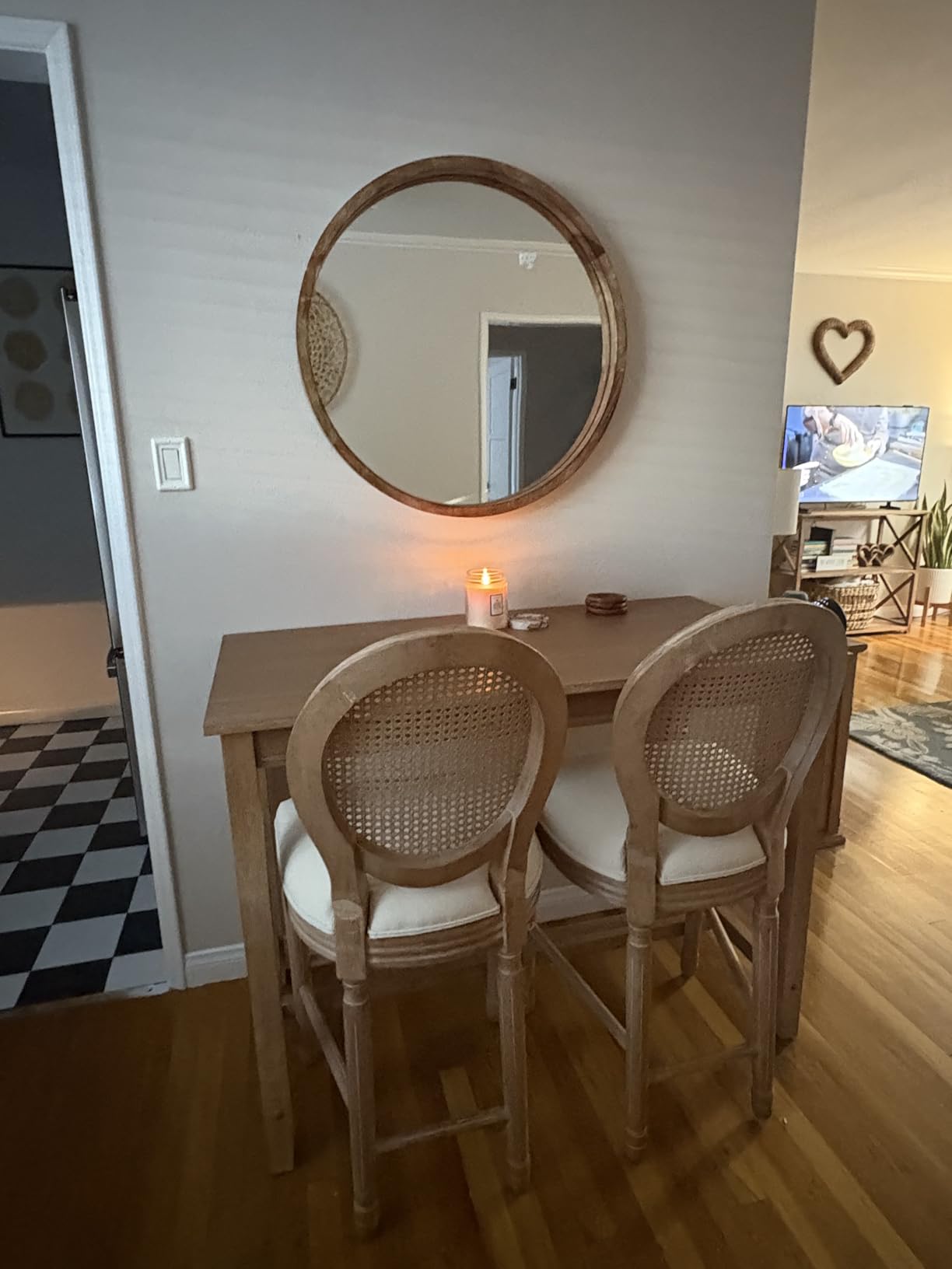 Linon Claridge Distresed 36 inch Tall Distressed Brown Wood Counter Height Pub Table Customer Review Linon Claridge Distresed 36 inch Tall Distressed Brown Wood Counter Height Pub Table - Customer Photo 1