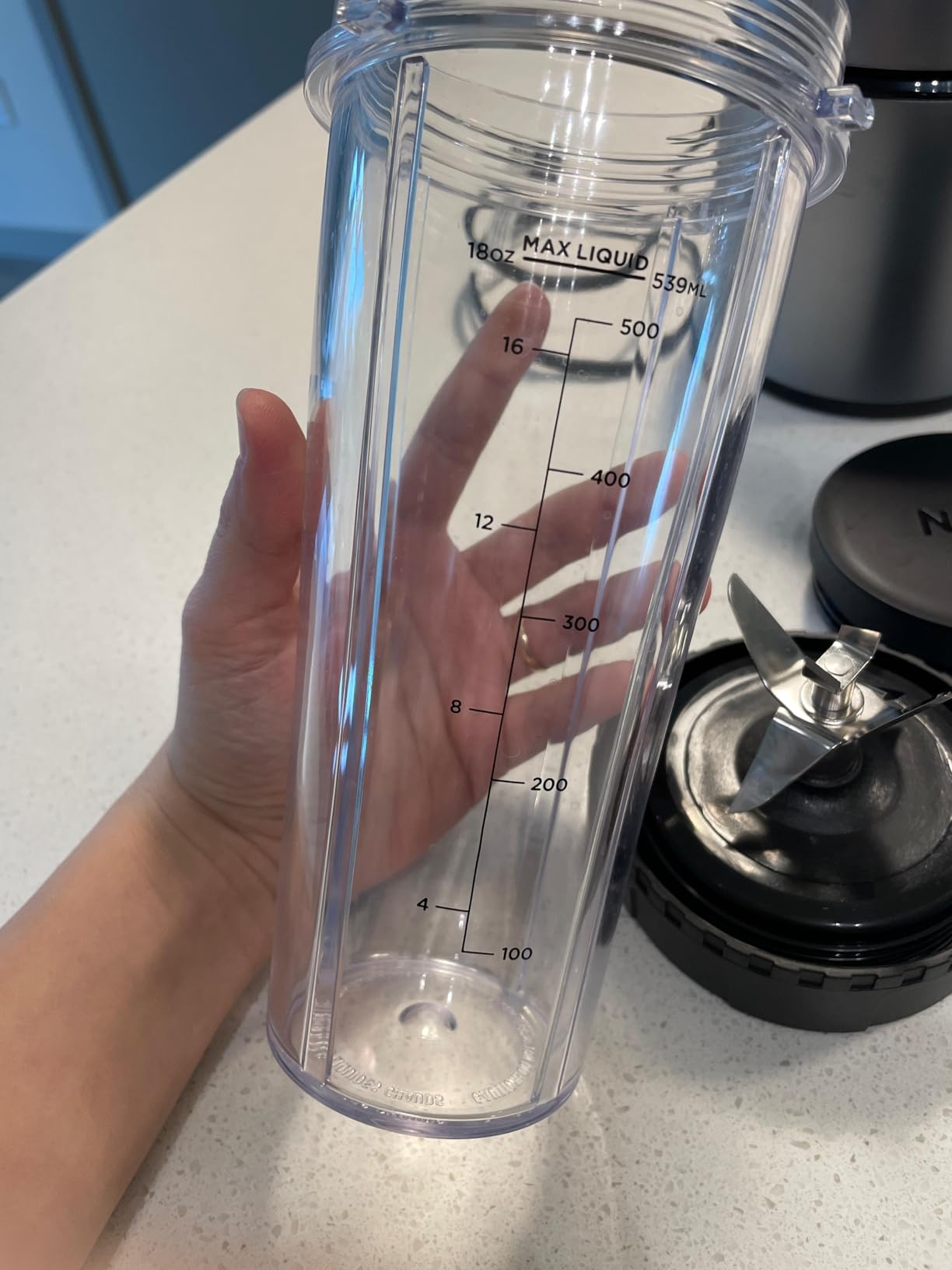 Ninja | Blender | Nutri Pro | Single Serve | For Smoothies, Salsa, Shakes and Frozen Drinks | Includes 2 Smoothie Cups & Lids | Crushes Ice, Fruit & Veggies |Silver | BN401 - Customer Photo 2